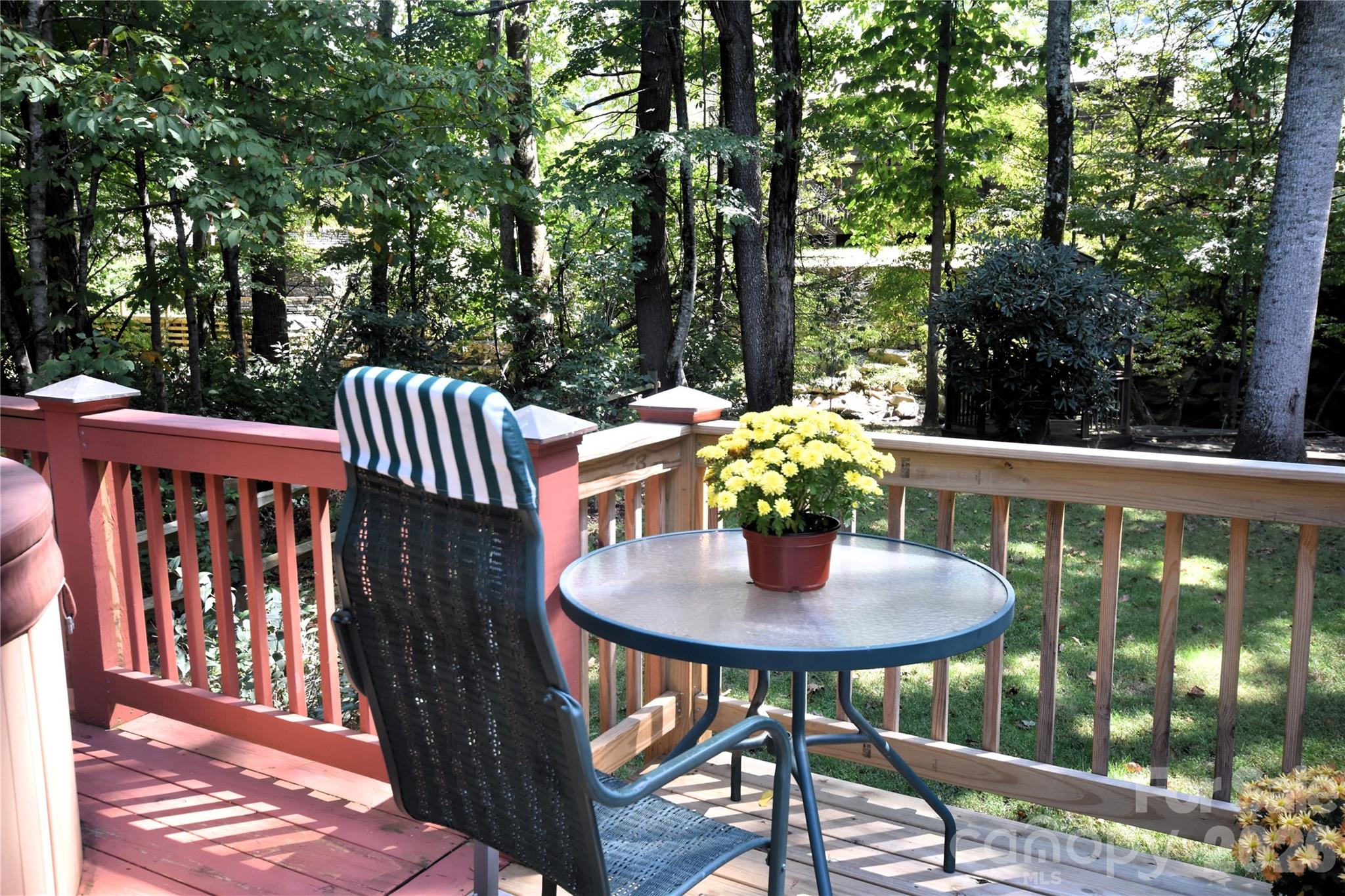 98 Indian Trace Road Property Photo 14