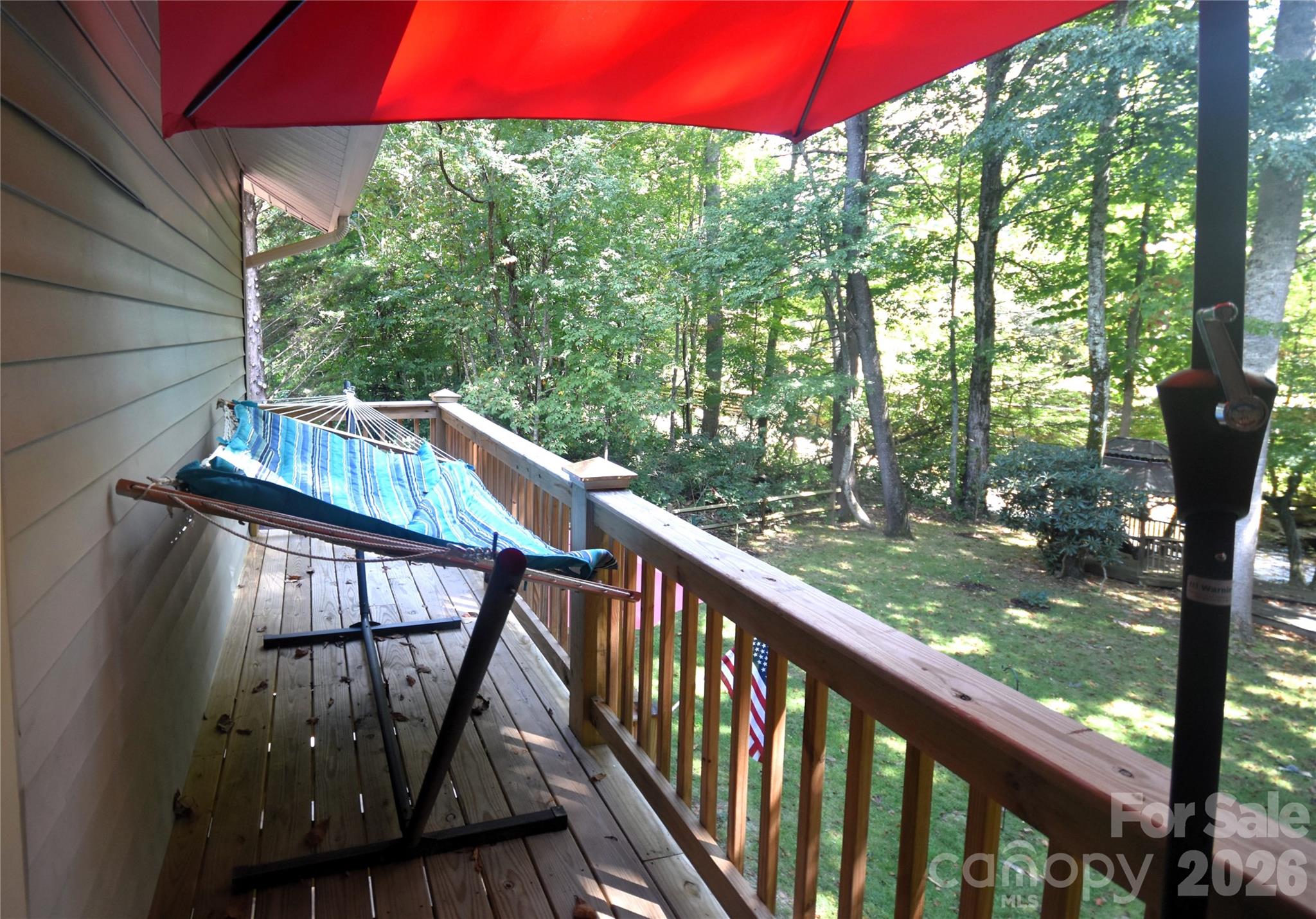 98 Indian Trace Road Property Photo 16
