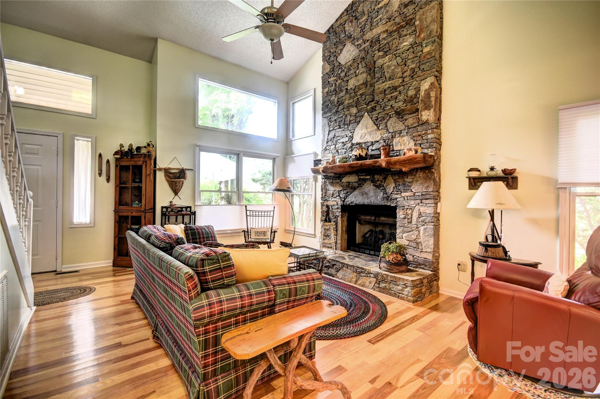 98 Indian Trace Road Property Photo 20