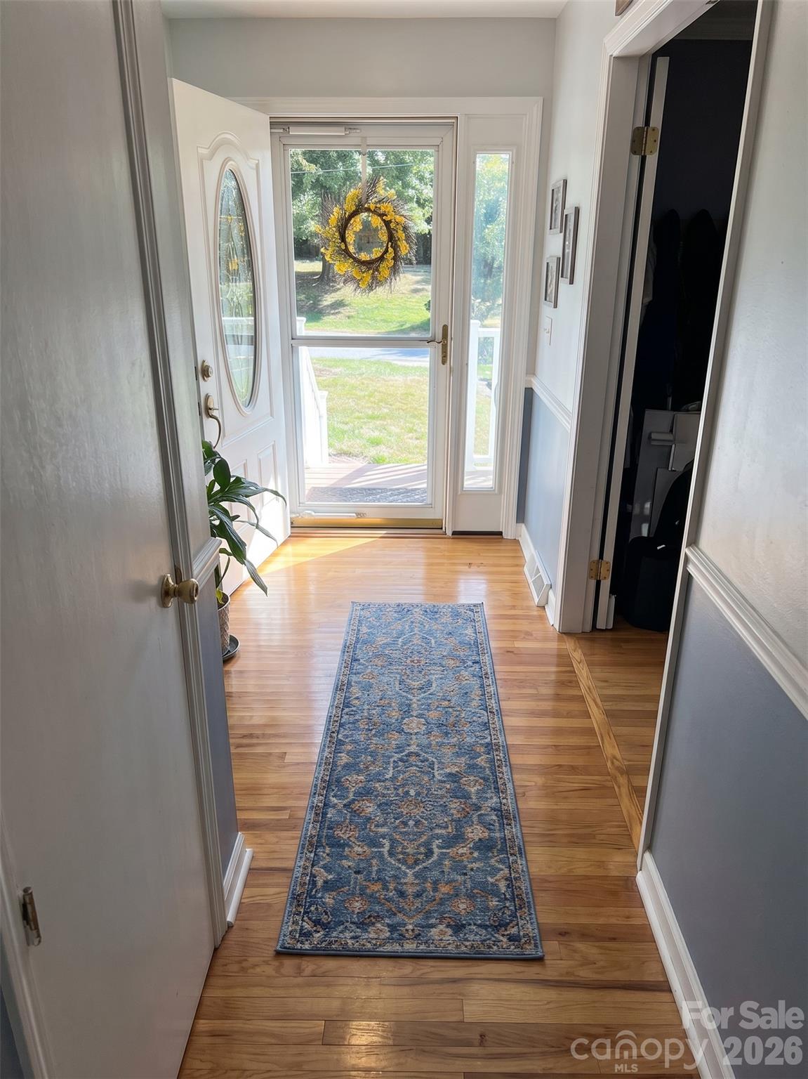 6045 Woodcove Drive Property Photo 35