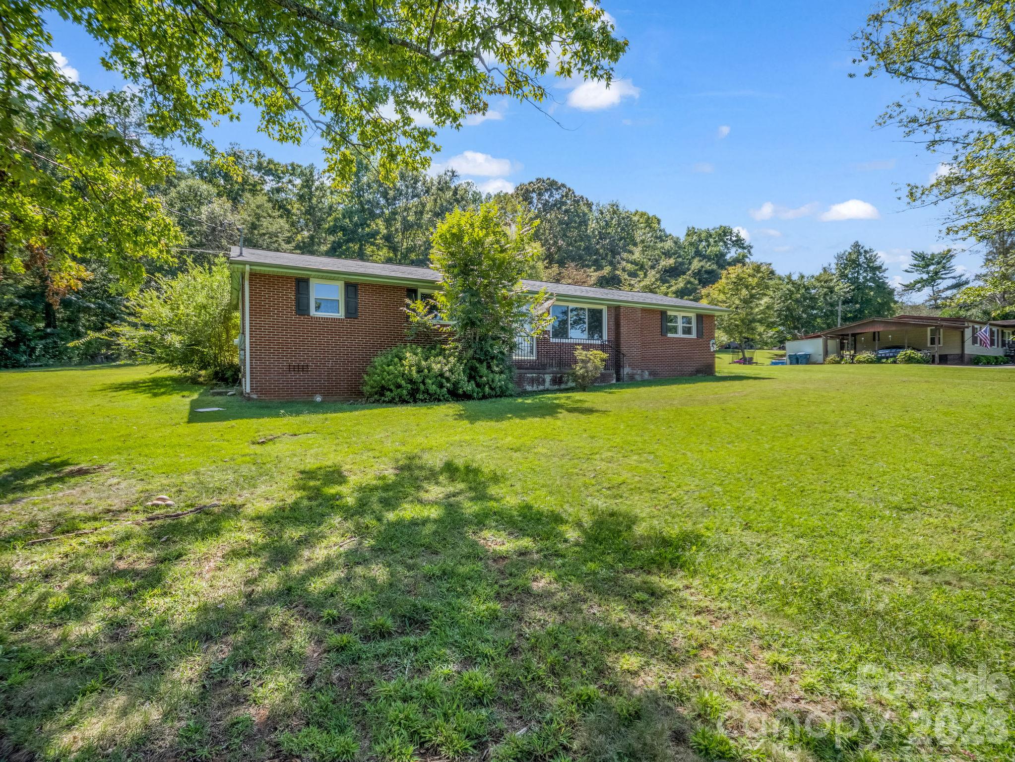 182 Longview Drive Property Photo 4