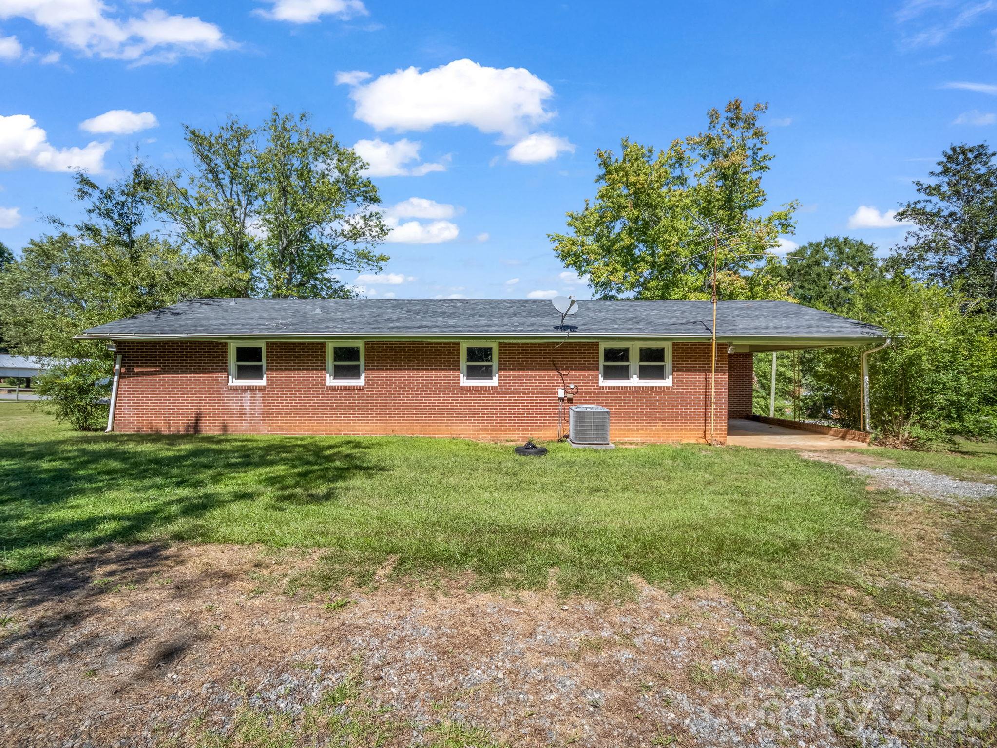 182 Longview Drive Property Photo 5