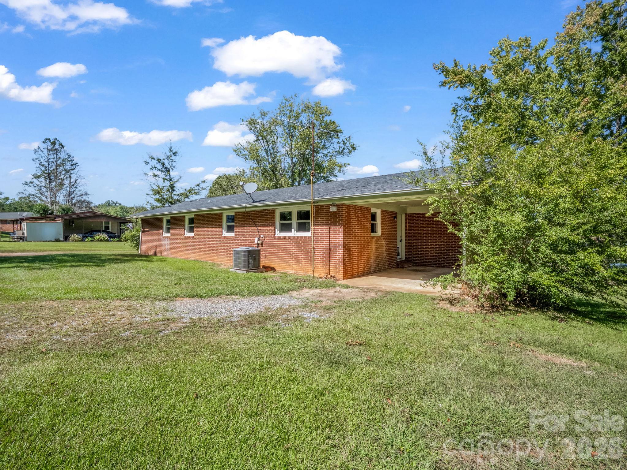 182 Longview Drive Property Photo 6