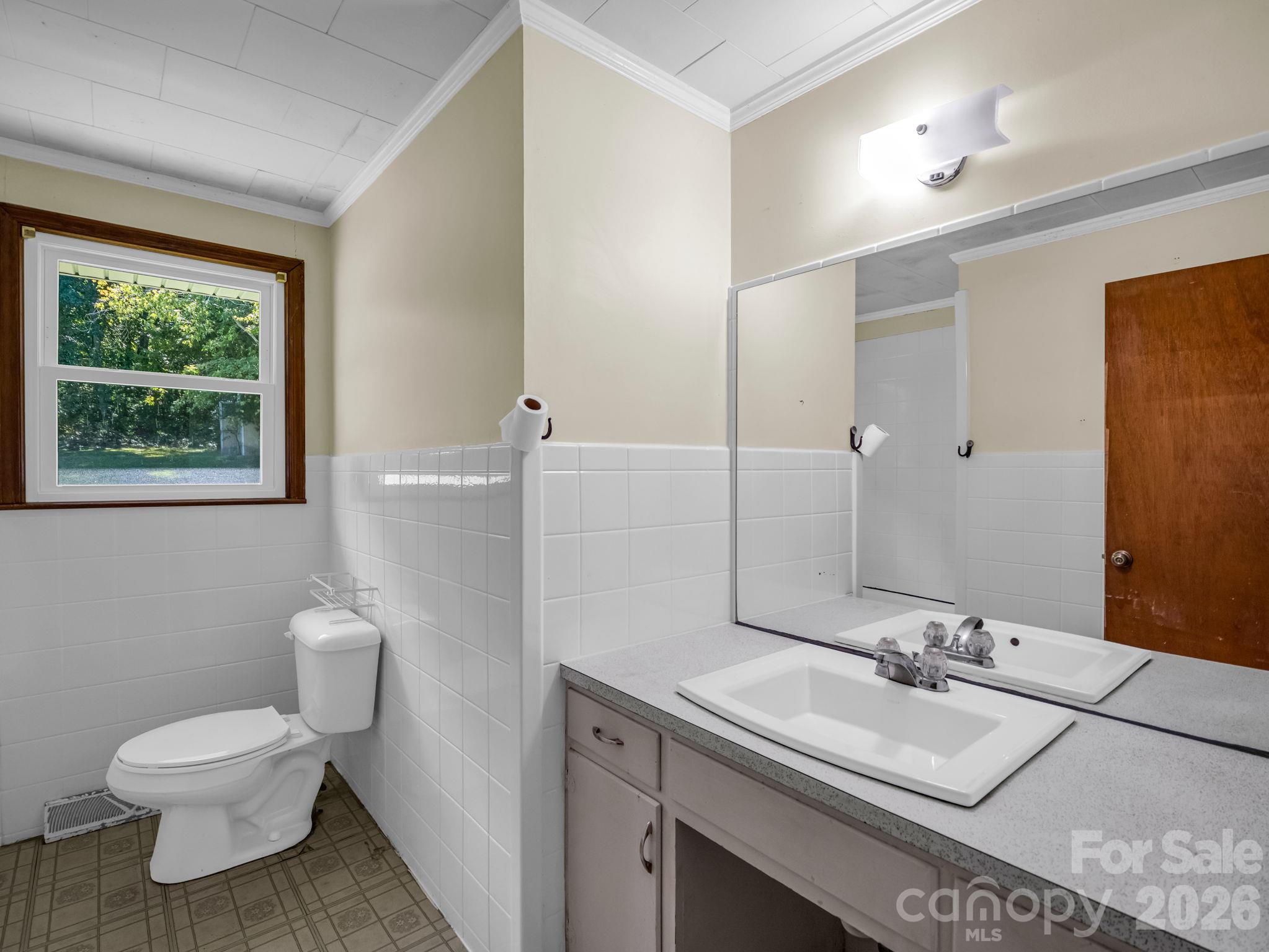182 Longview Drive Property Photo 16