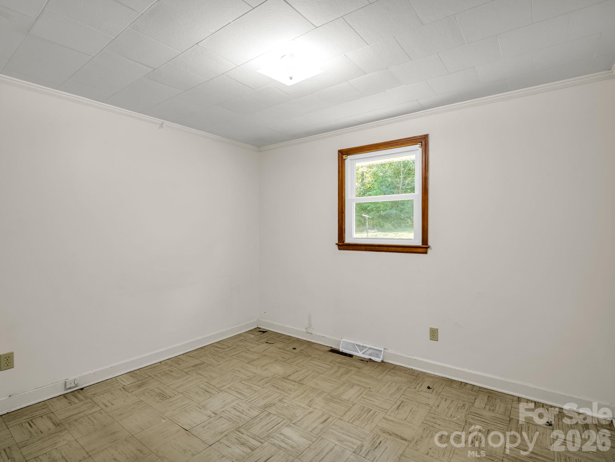 182 Longview Drive Property Photo 21