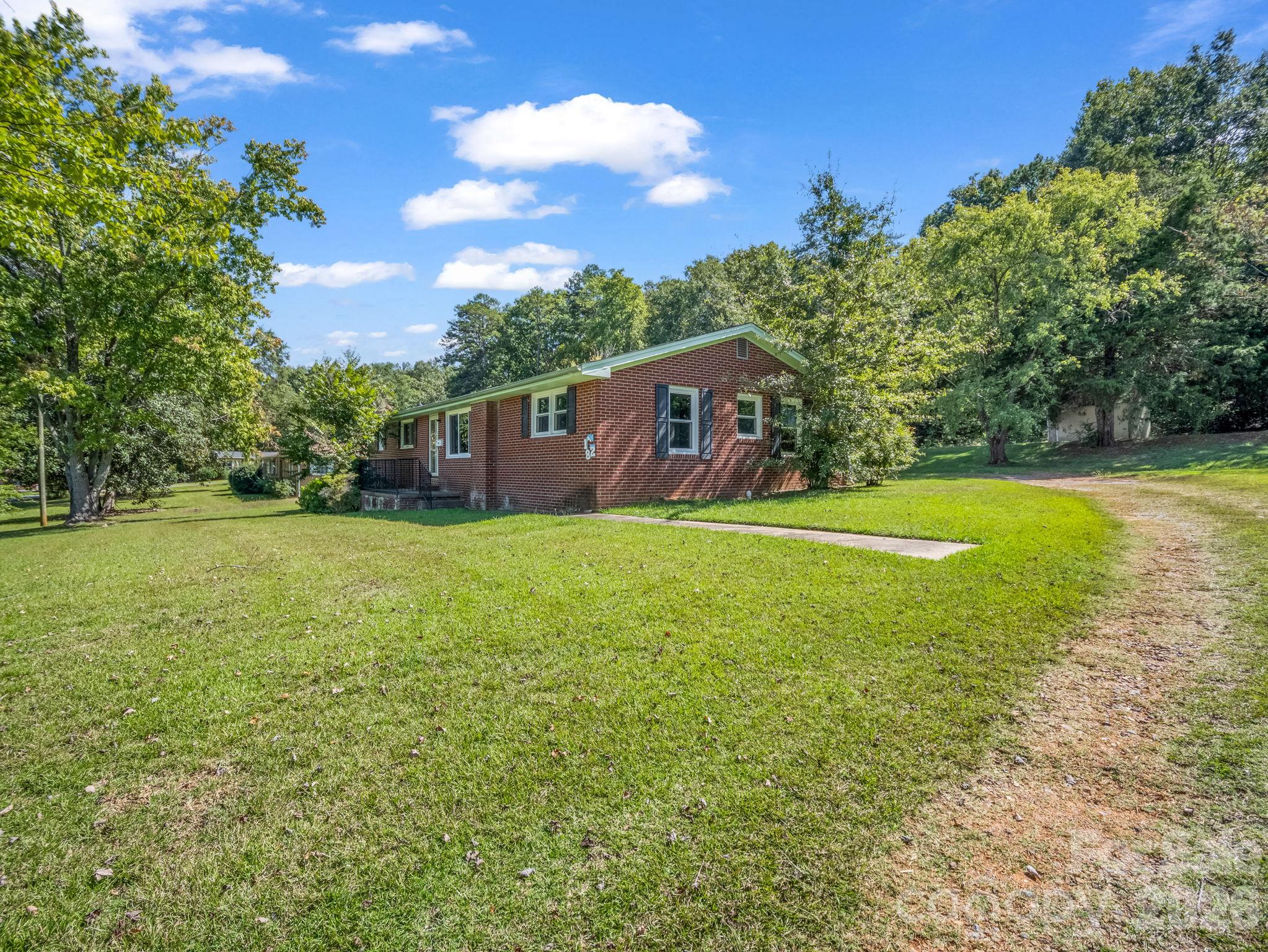 182 Longview Drive Property Photo 27
