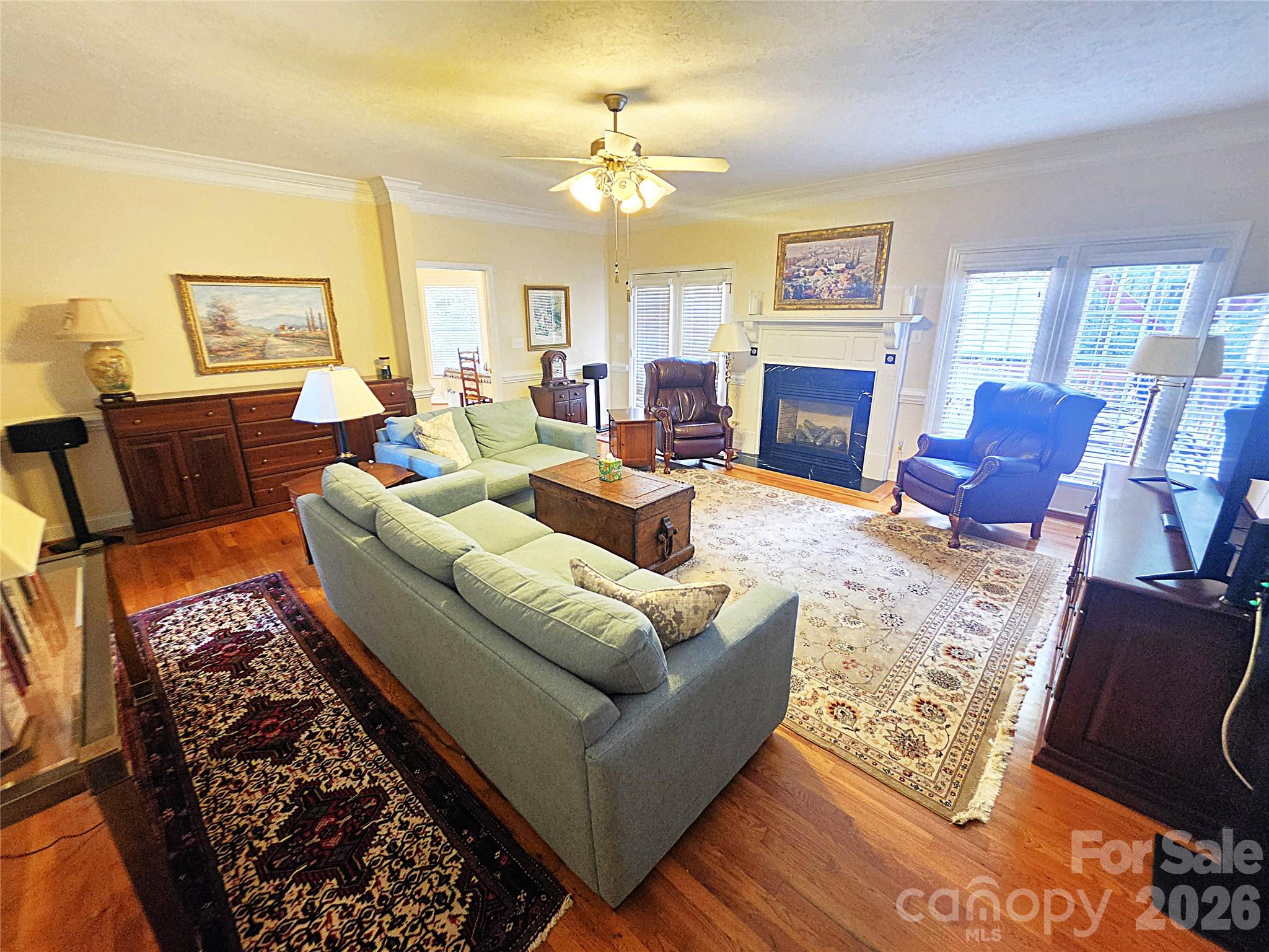 408 5th Avenue Property Photo 13