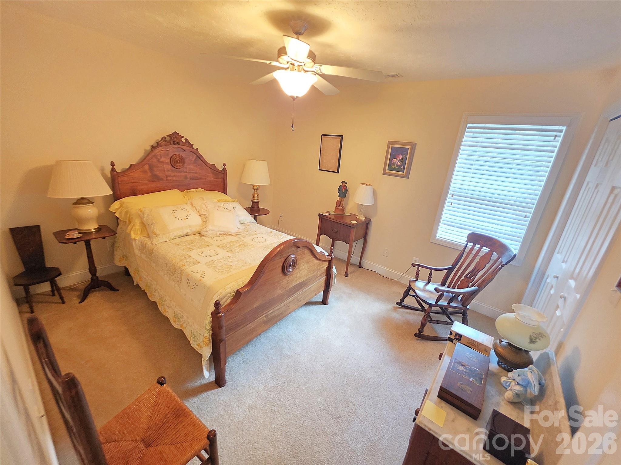 408 5th Avenue Property Photo 24