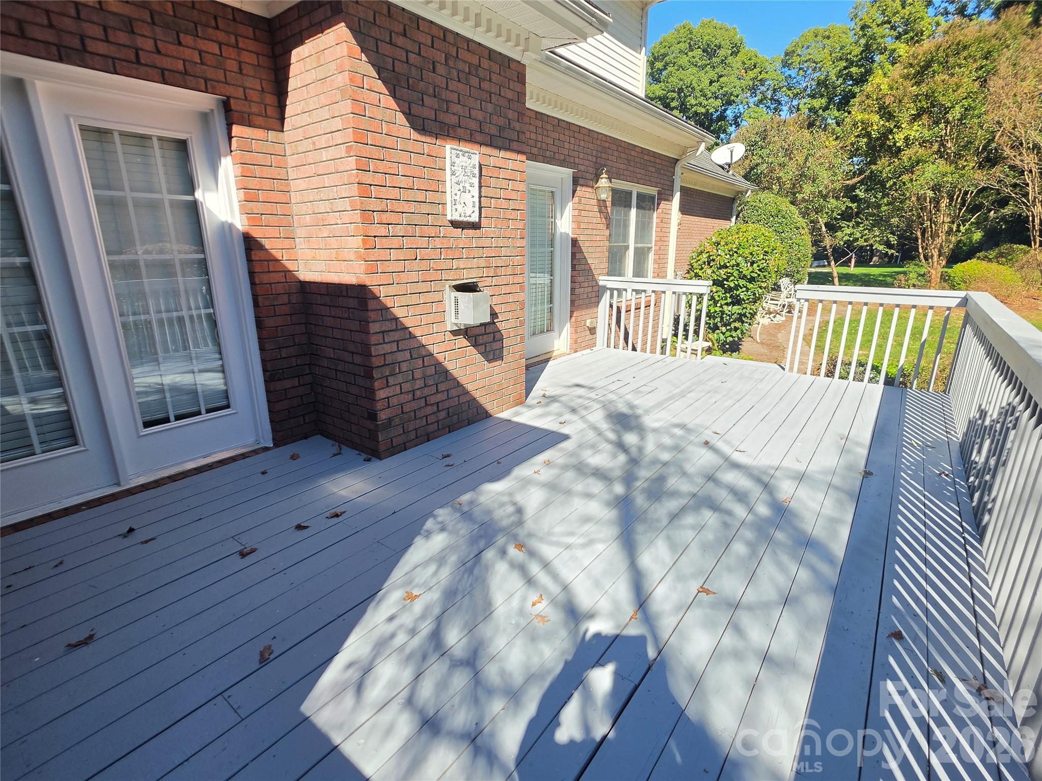 408 5th Avenue Property Photo 28