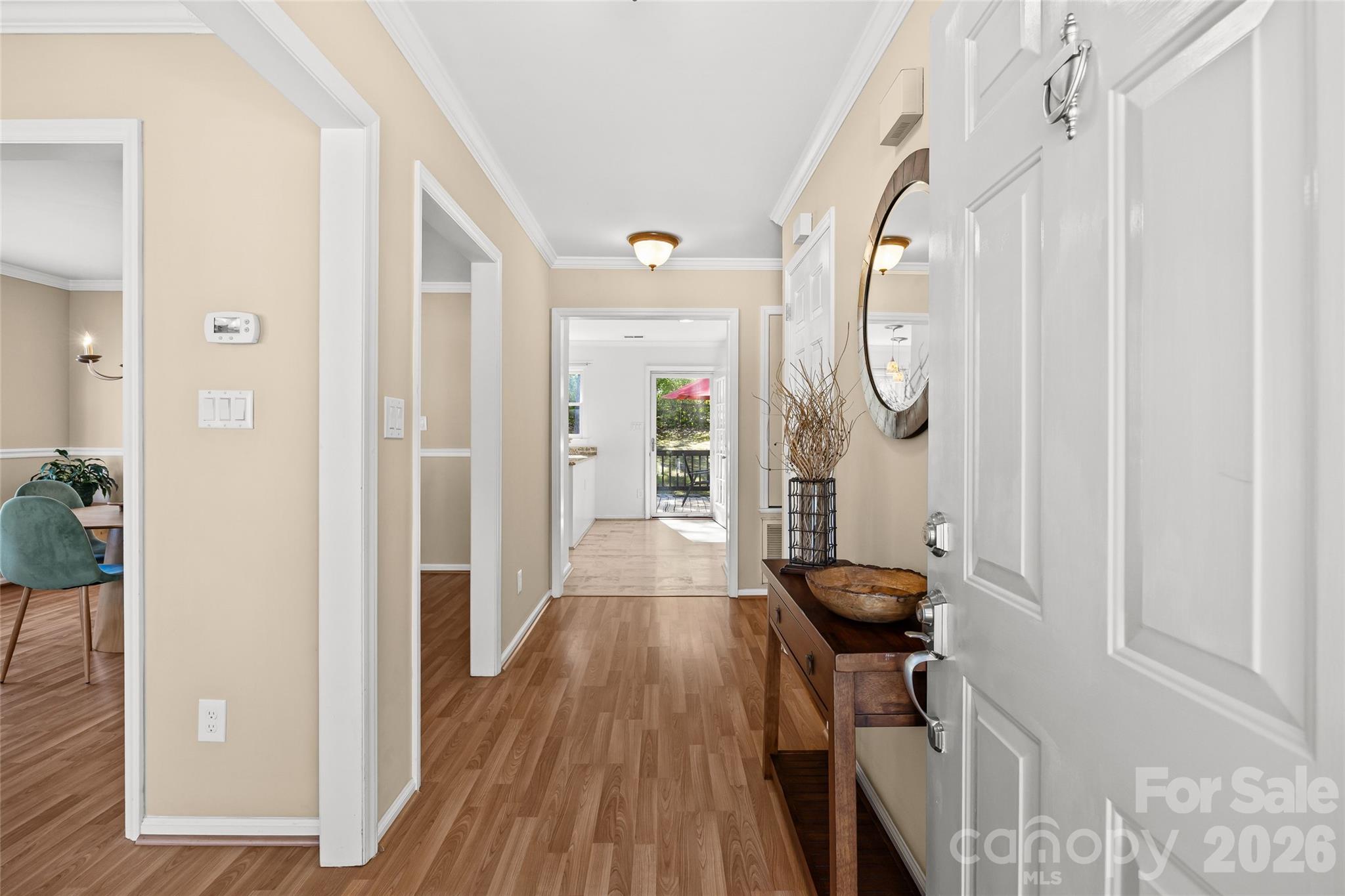 2916 Winghaven Lane Property Photo 5