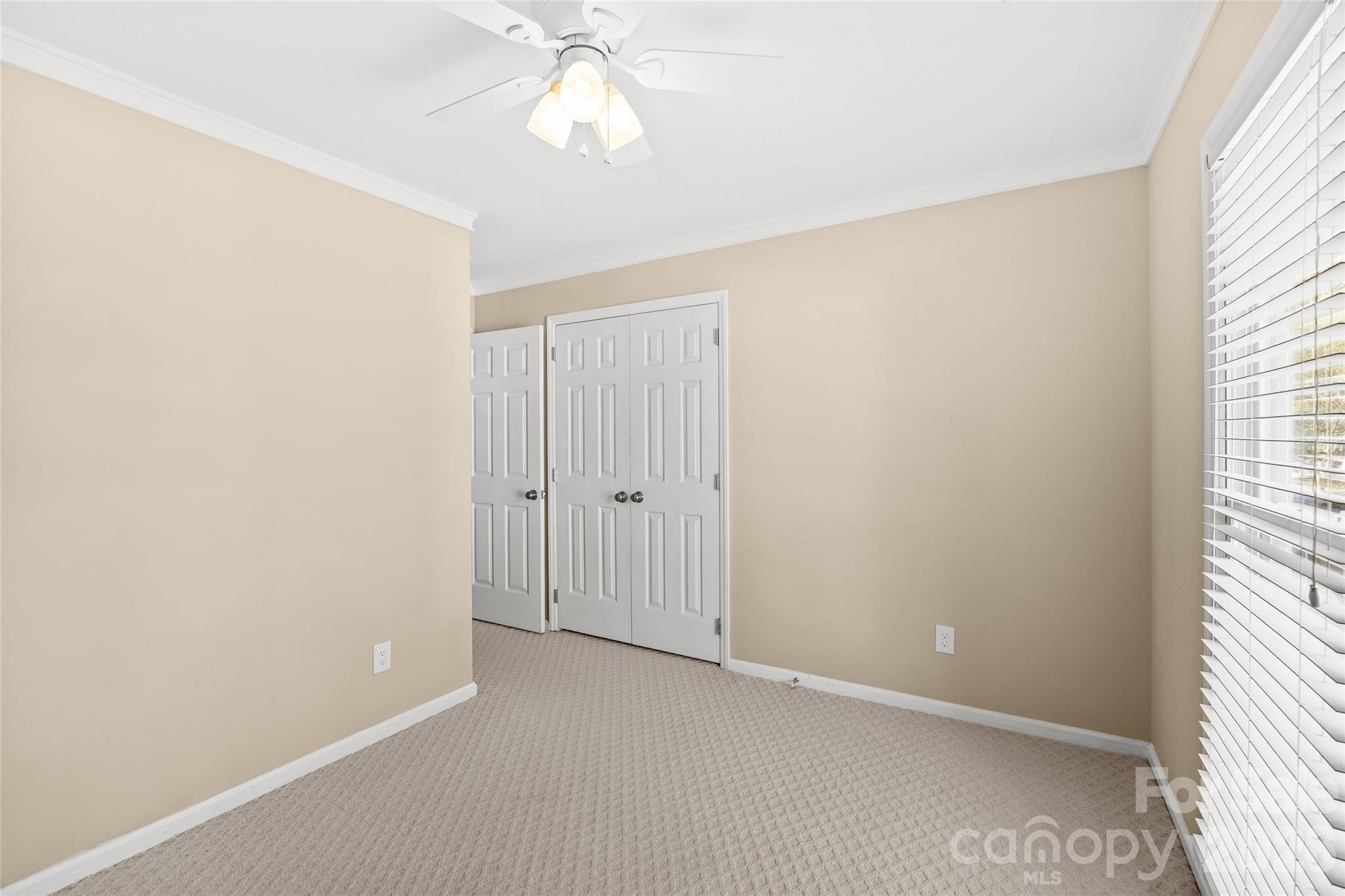 2916 Winghaven Lane Property Photo 27