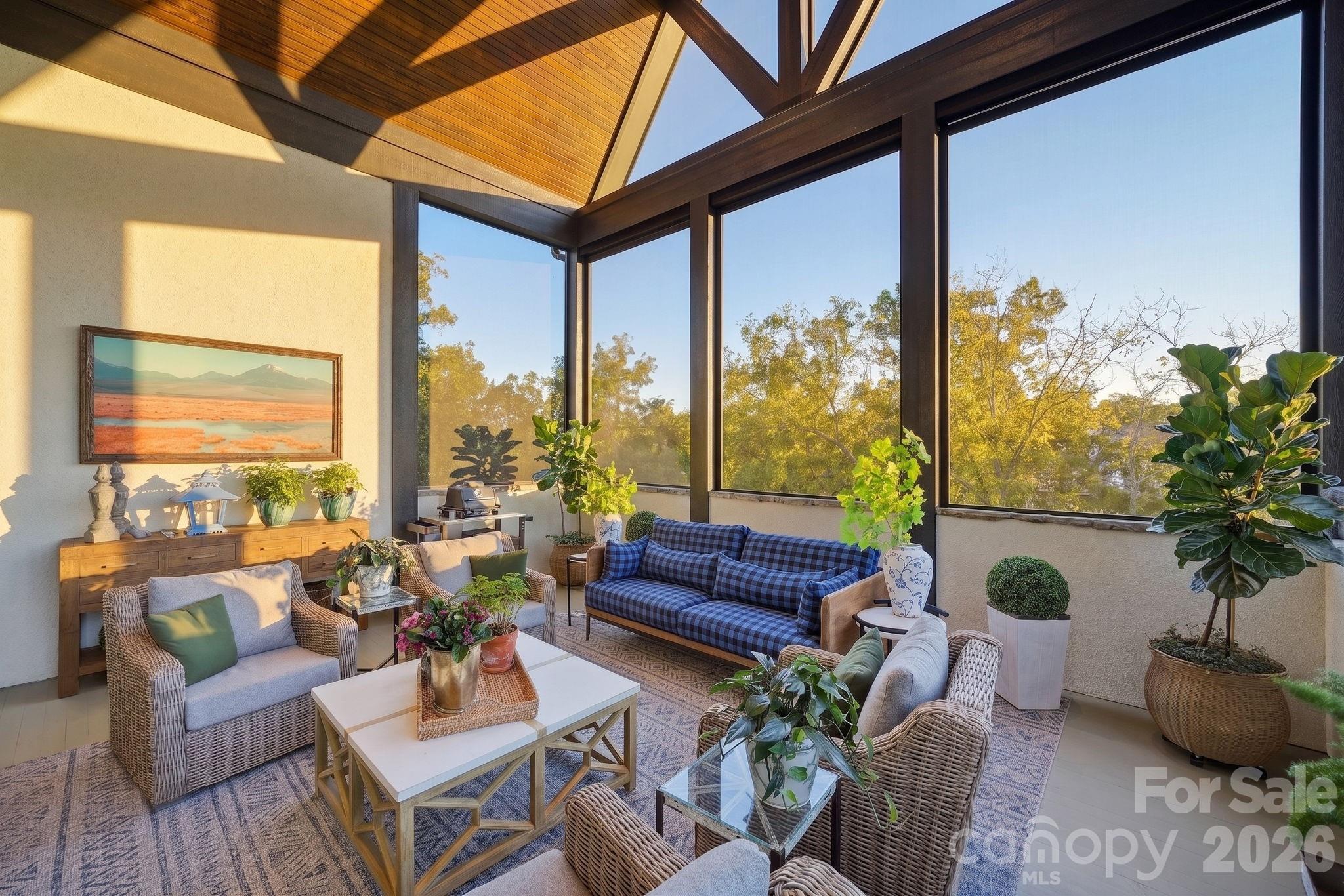 21 Evian Court Property Photo 12