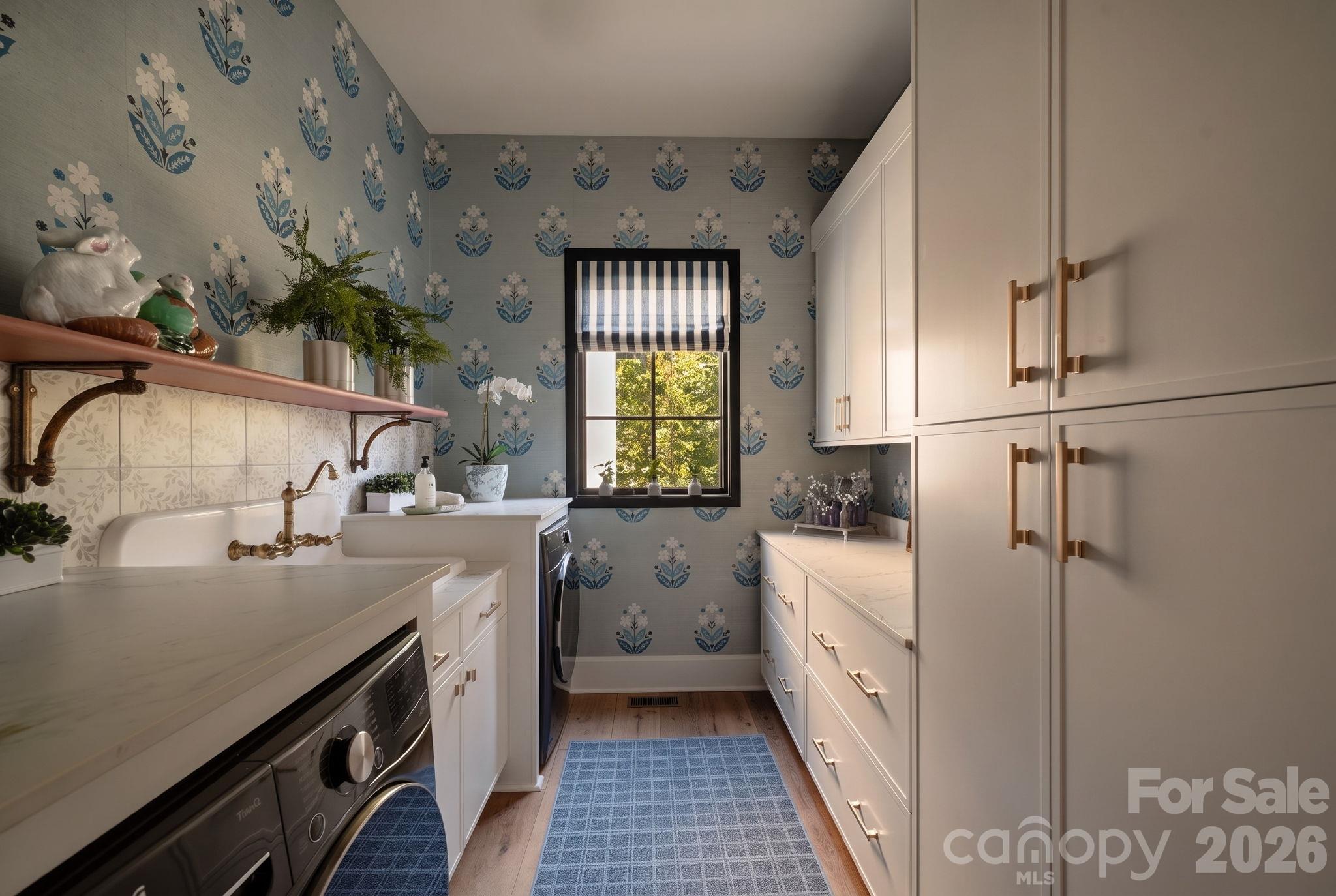 21 Evian Court Property Photo 25