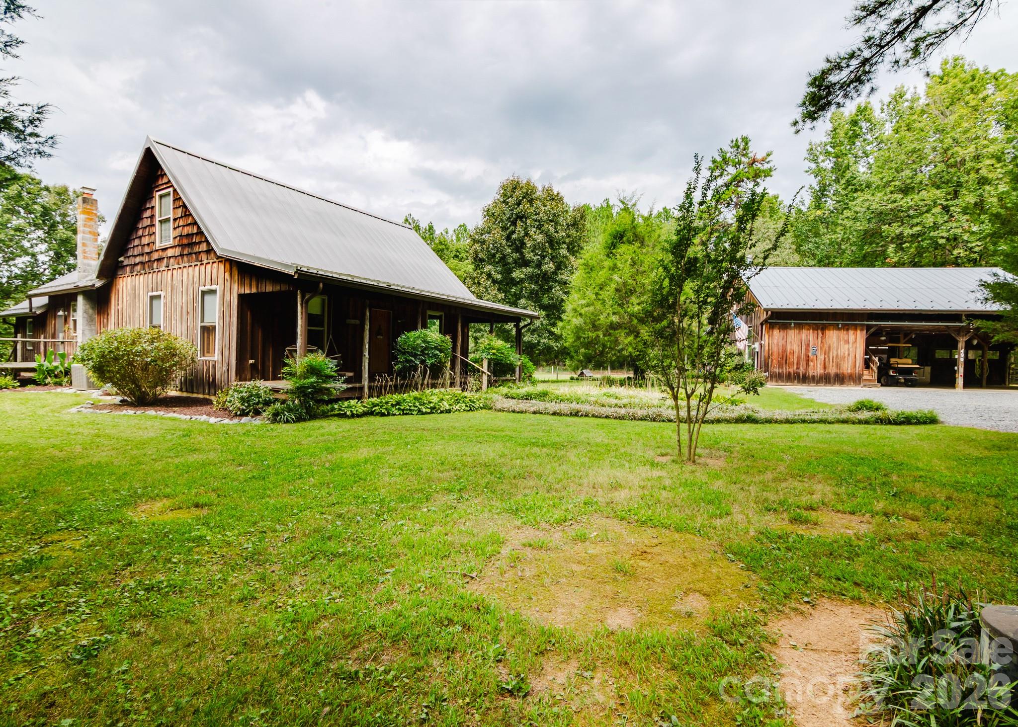 490 Bringle Ferry Road Property Photo 2