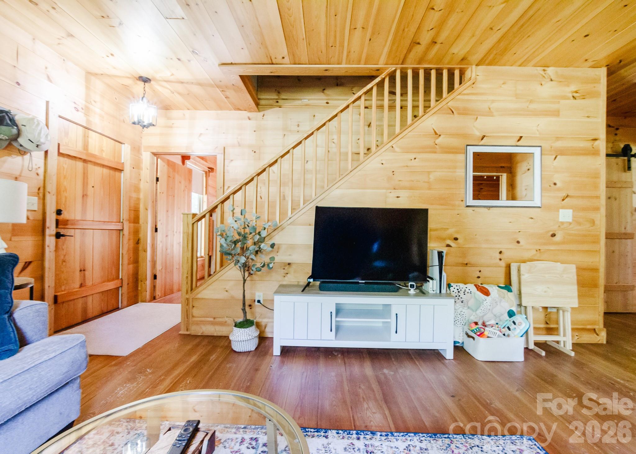 490 Bringle Ferry Road Property Photo 7