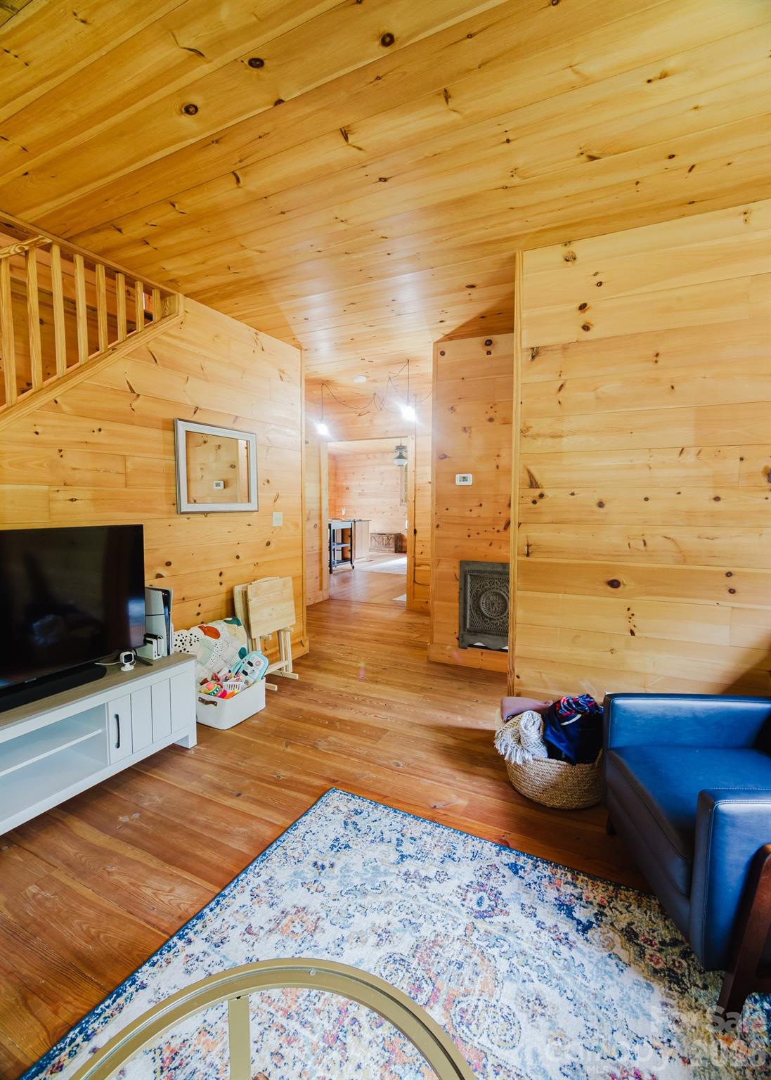490 Bringle Ferry Road Property Photo 8