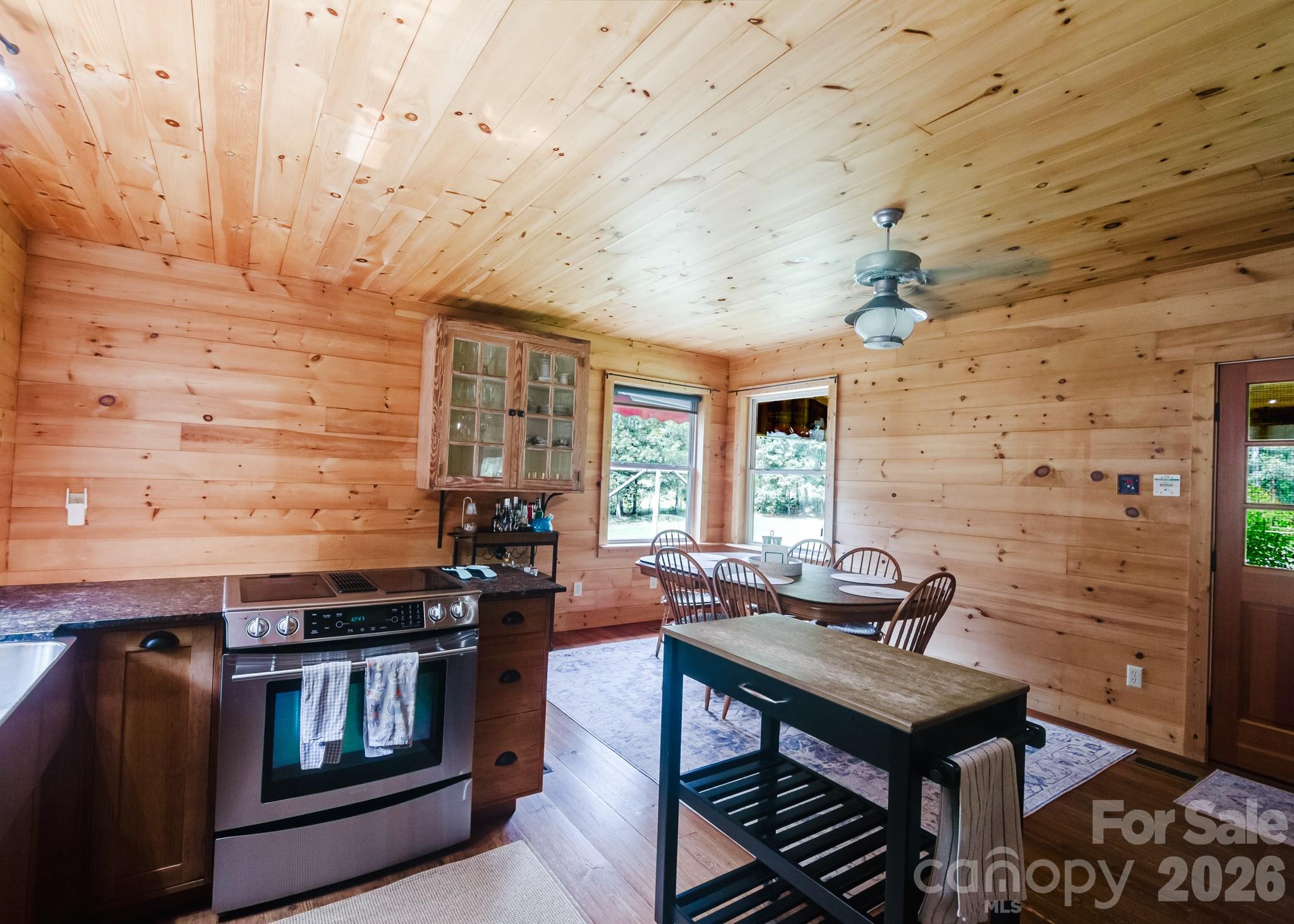 490 Bringle Ferry Road Property Photo 13