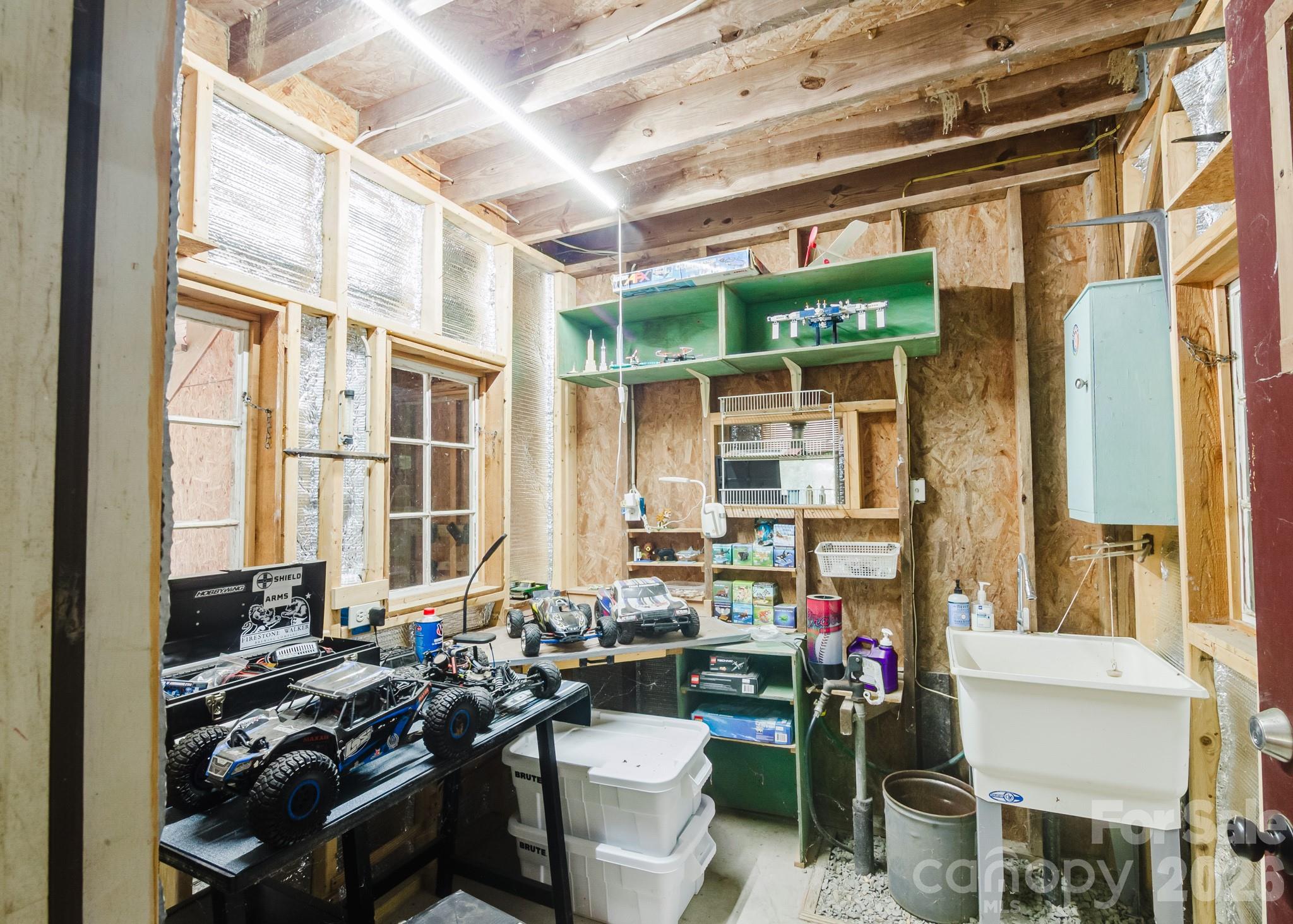 490 Bringle Ferry Road Property Photo 29