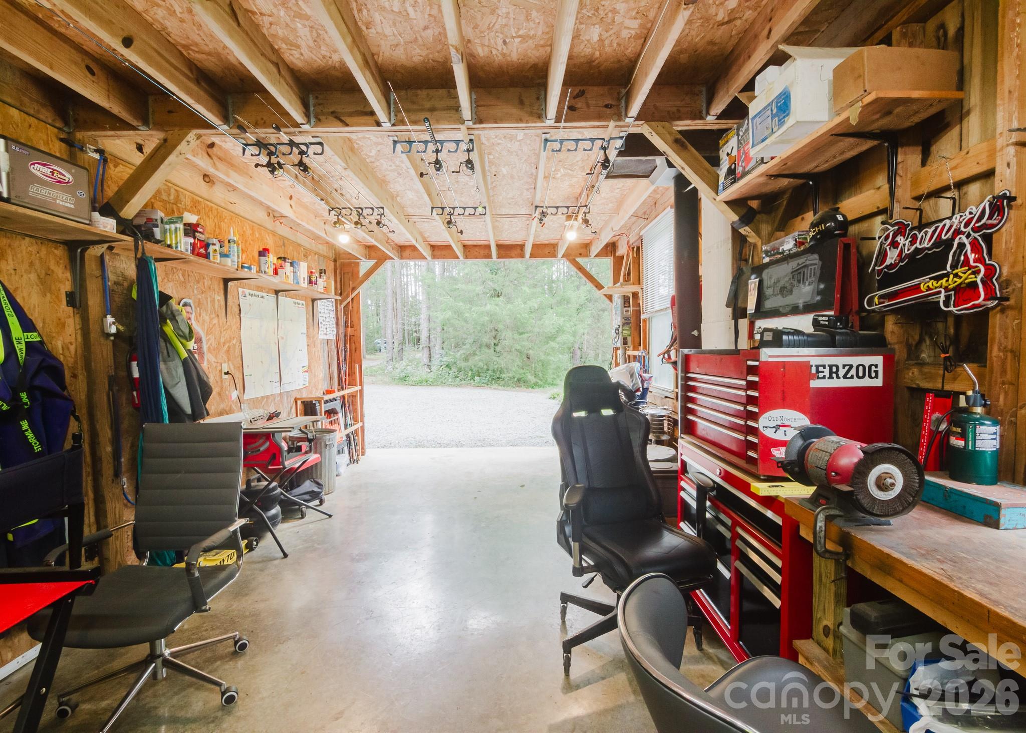 490 Bringle Ferry Road Property Photo 33