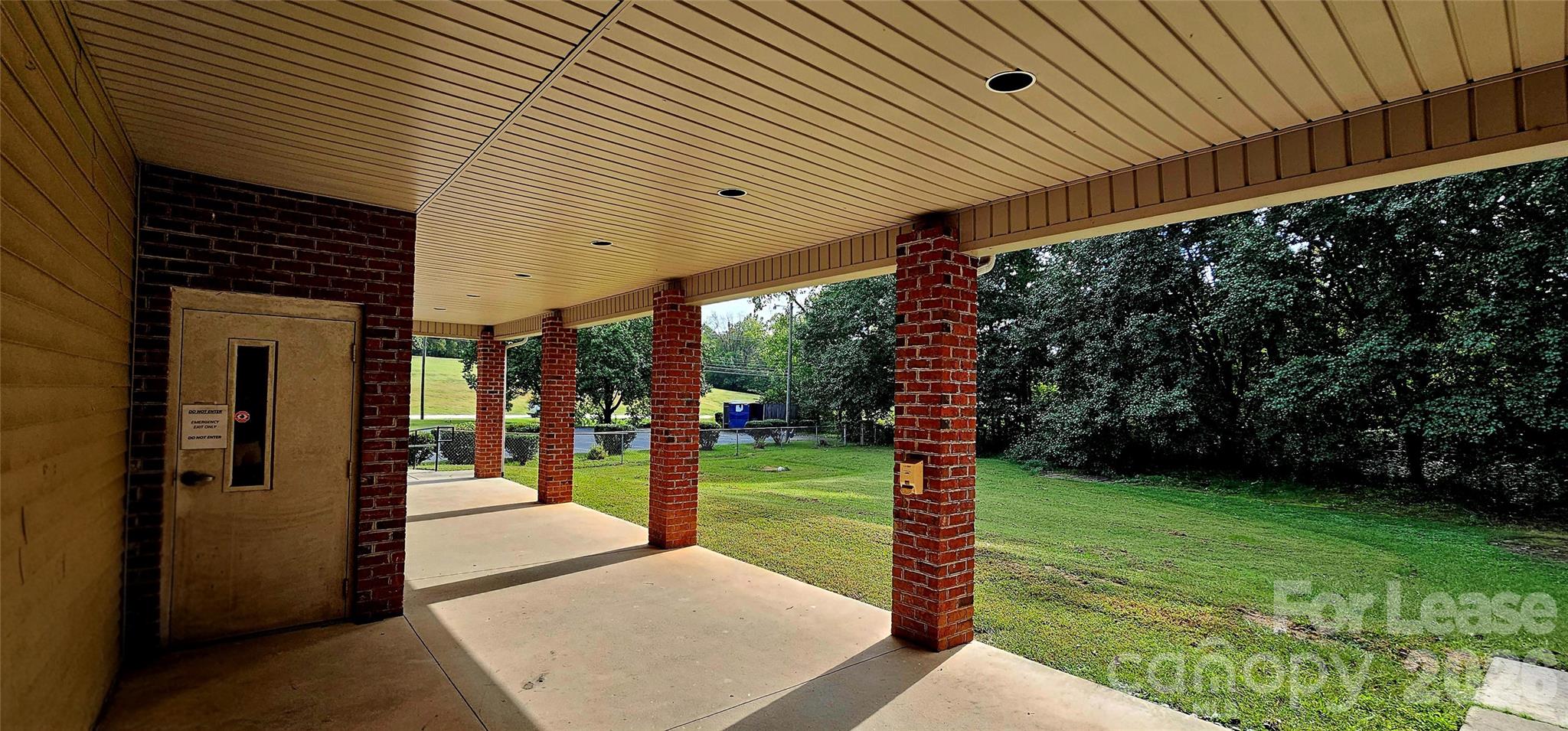 205 Branchview Drive Property Photo 7