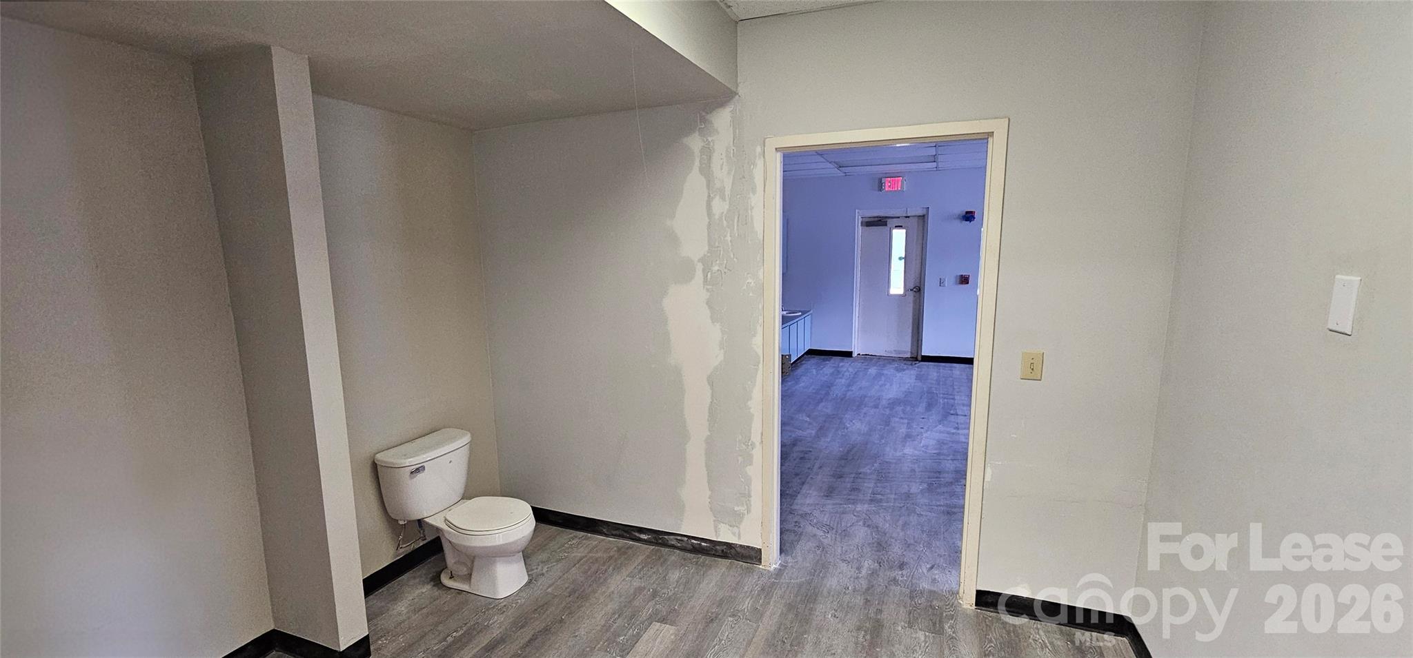 205 Branchview Drive Property Photo 10