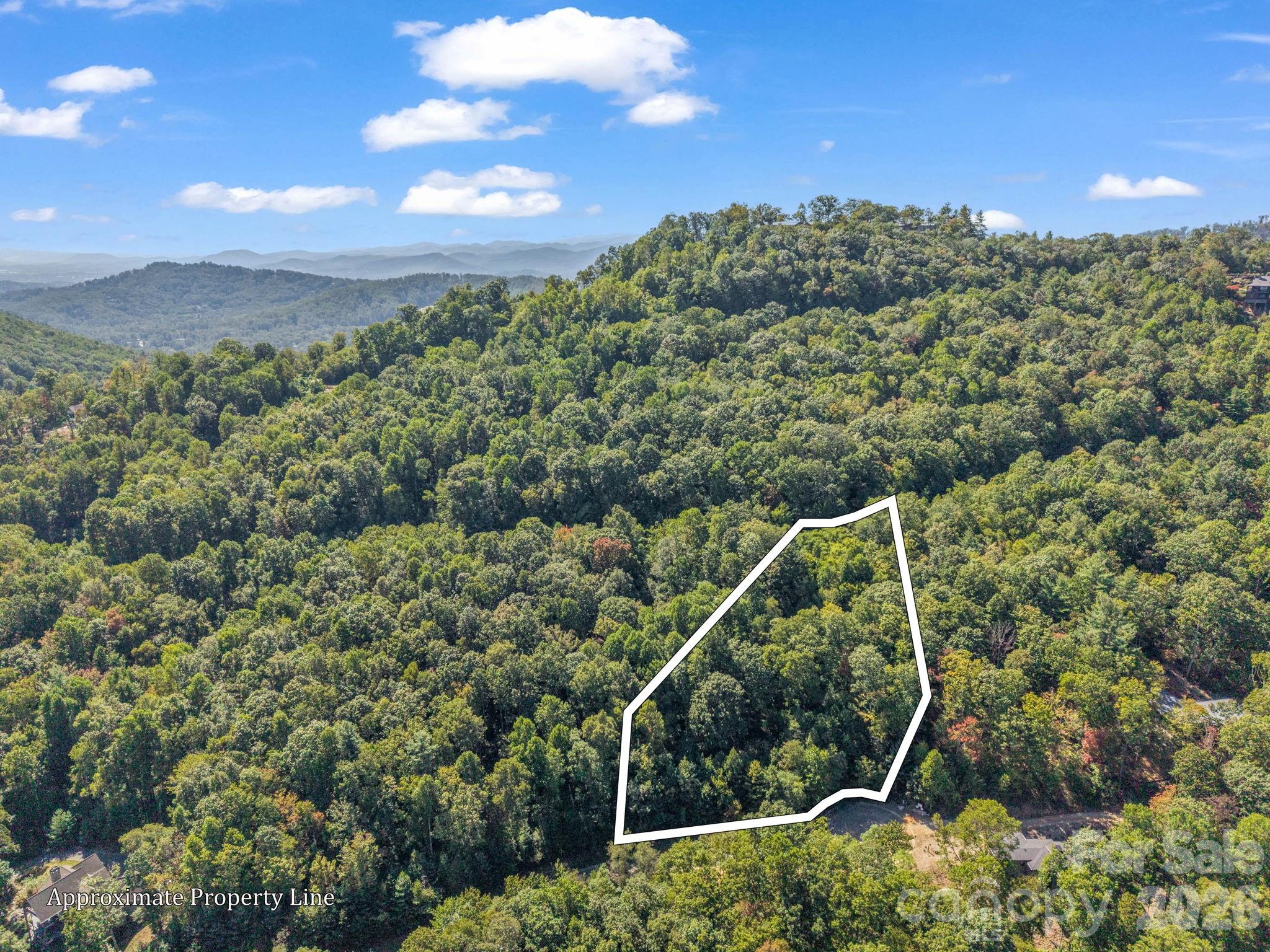 504 Barrington Drive Property Photo 3