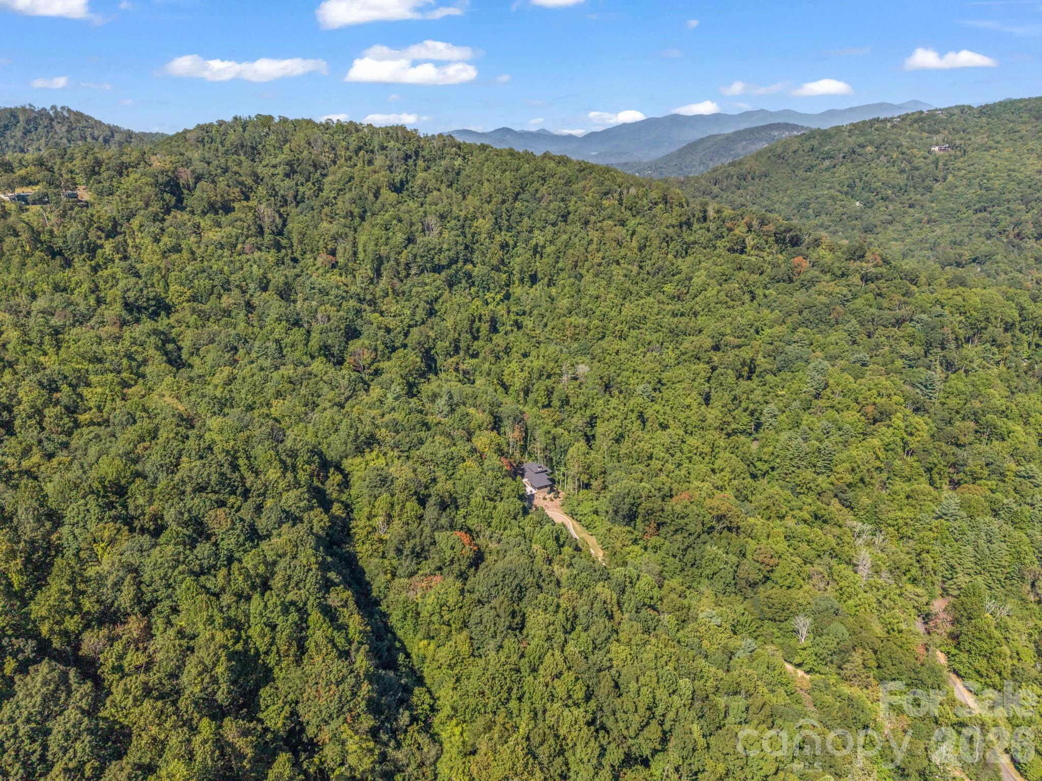 504 Barrington Drive Property Photo 12