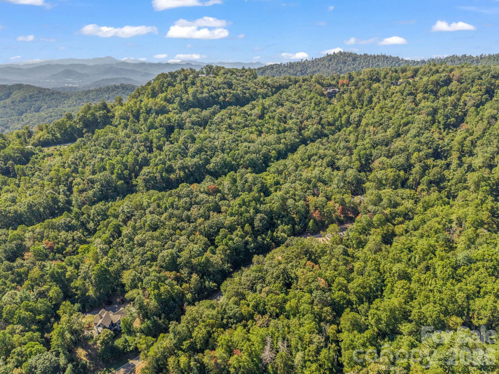 504 Barrington Drive Property Photo 14