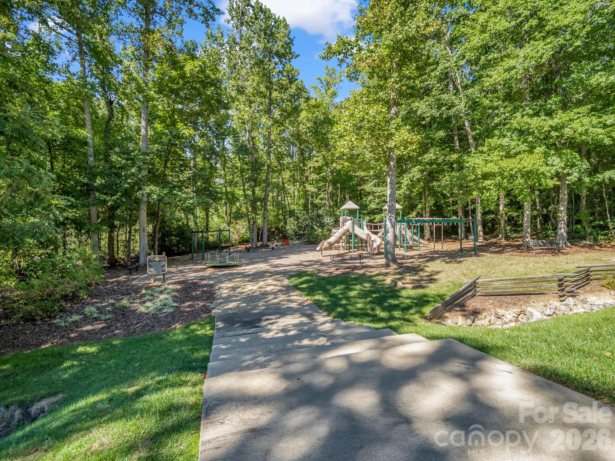 504 Barrington Drive Property Photo 30