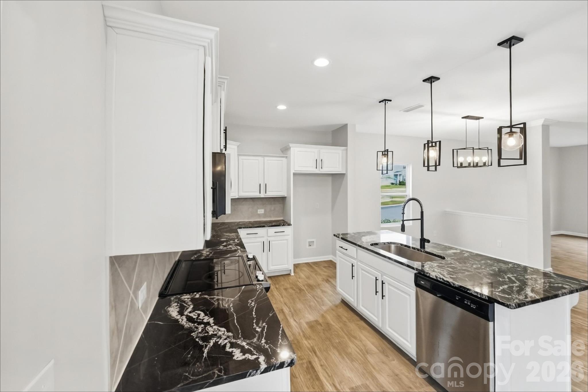 141 Fairfield Drive Property Photo 4