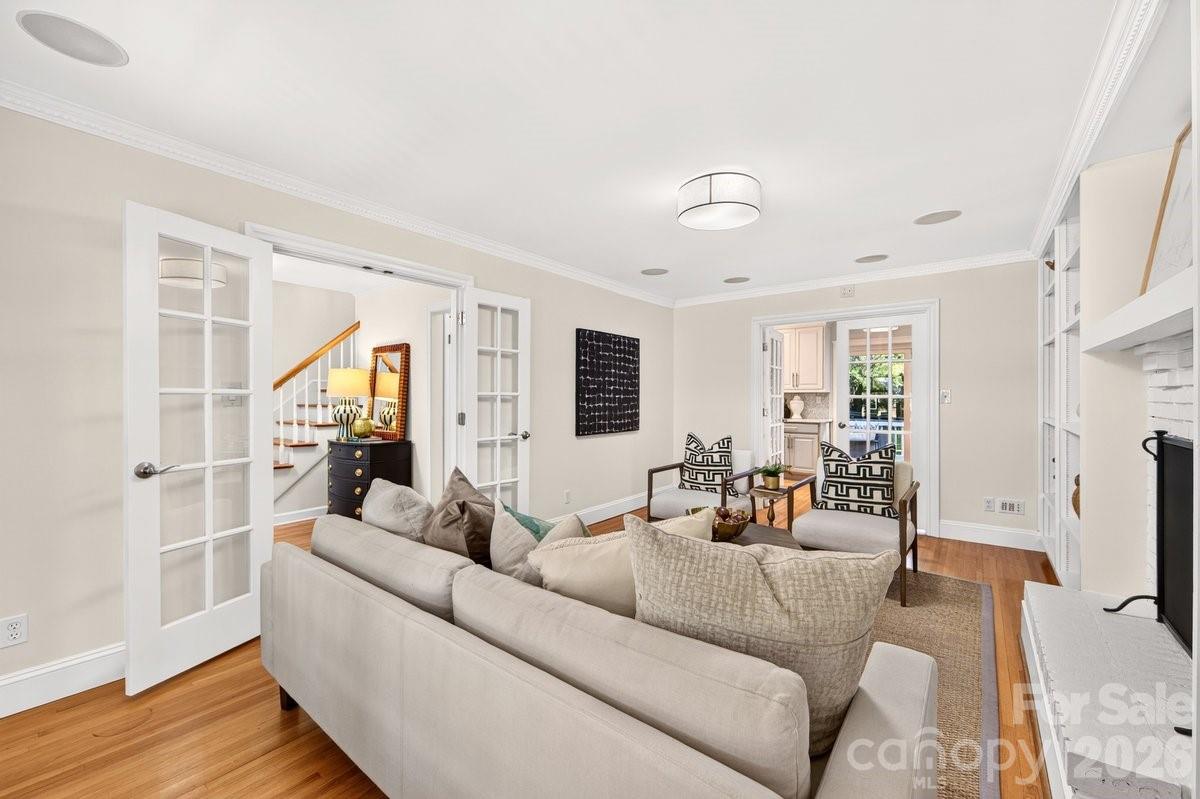 6607 Long Meadow Road Property Photo 10