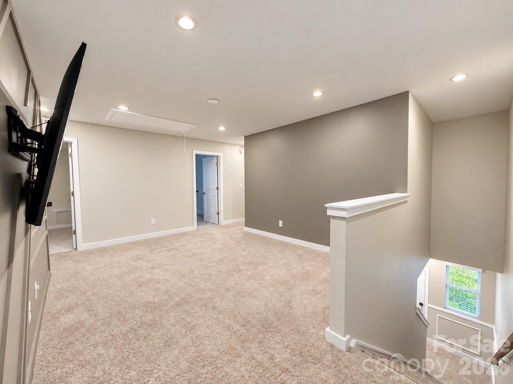 265 Bezelle Avenue Property Photo 20