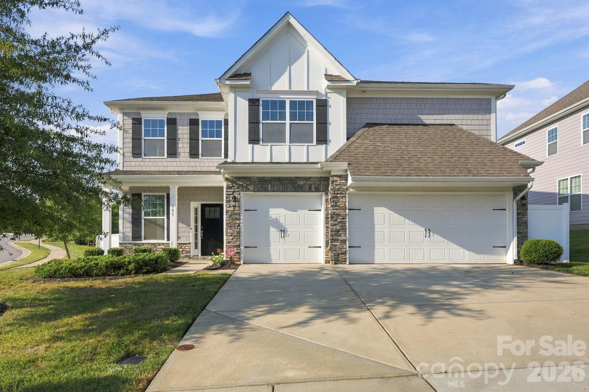 105 Yellow Birch Loop Property Photo 1