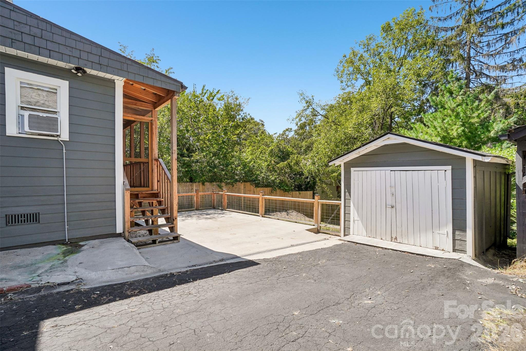 23 Lanvale Avenue Property Photo 31
