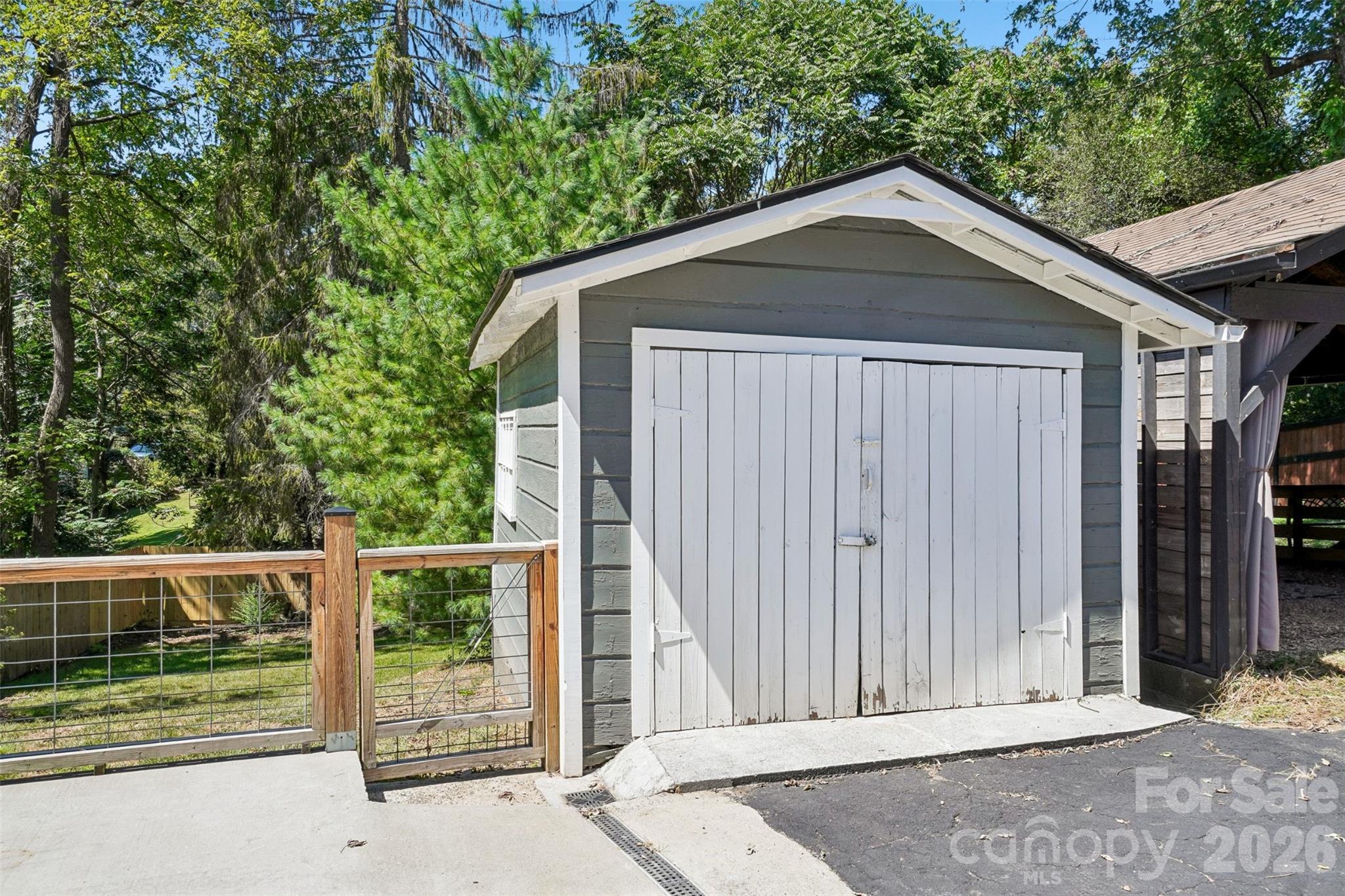 23 Lanvale Avenue Property Photo 32