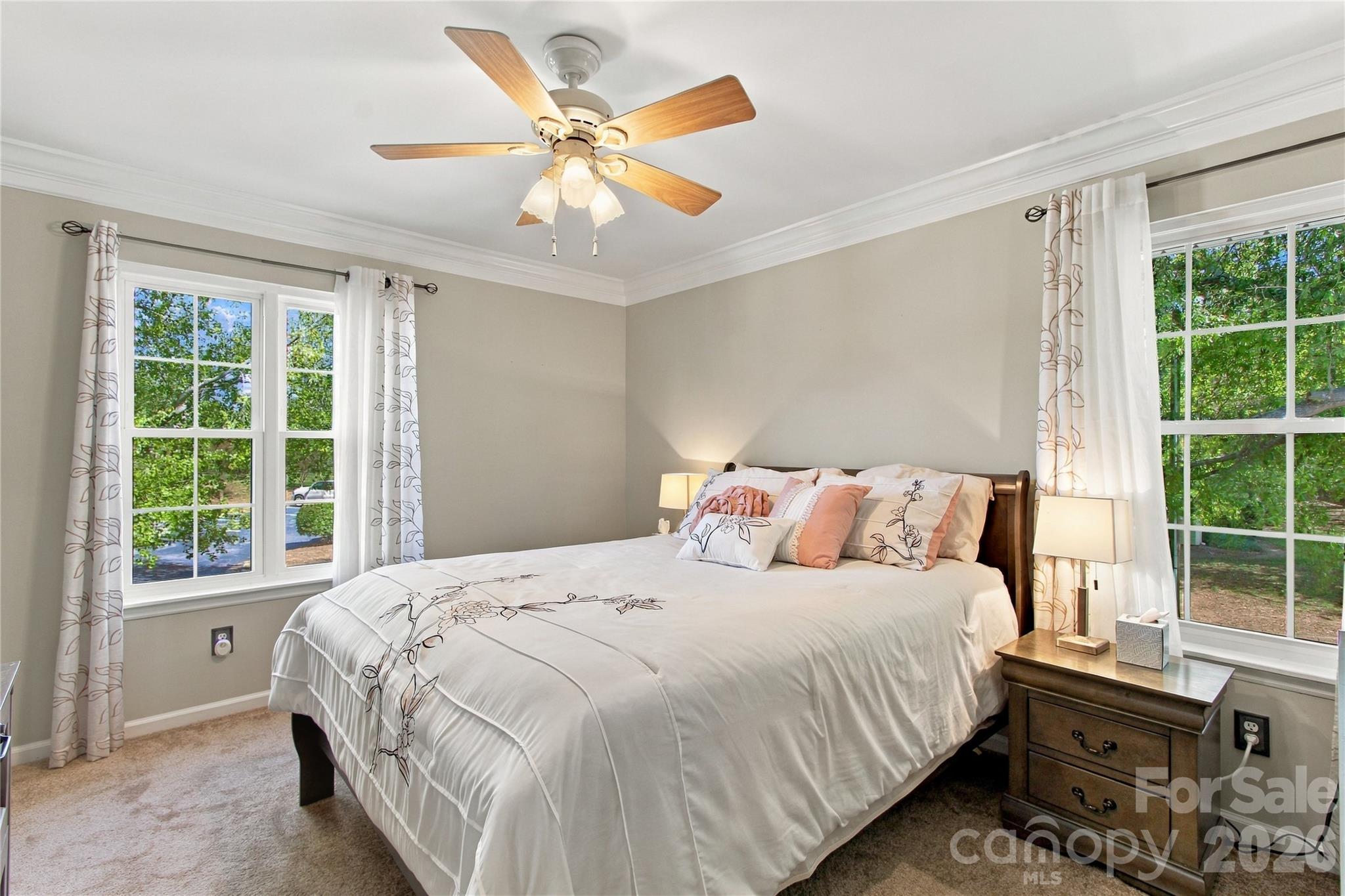 9328 S Vicksburg Park Court Property Photo 16