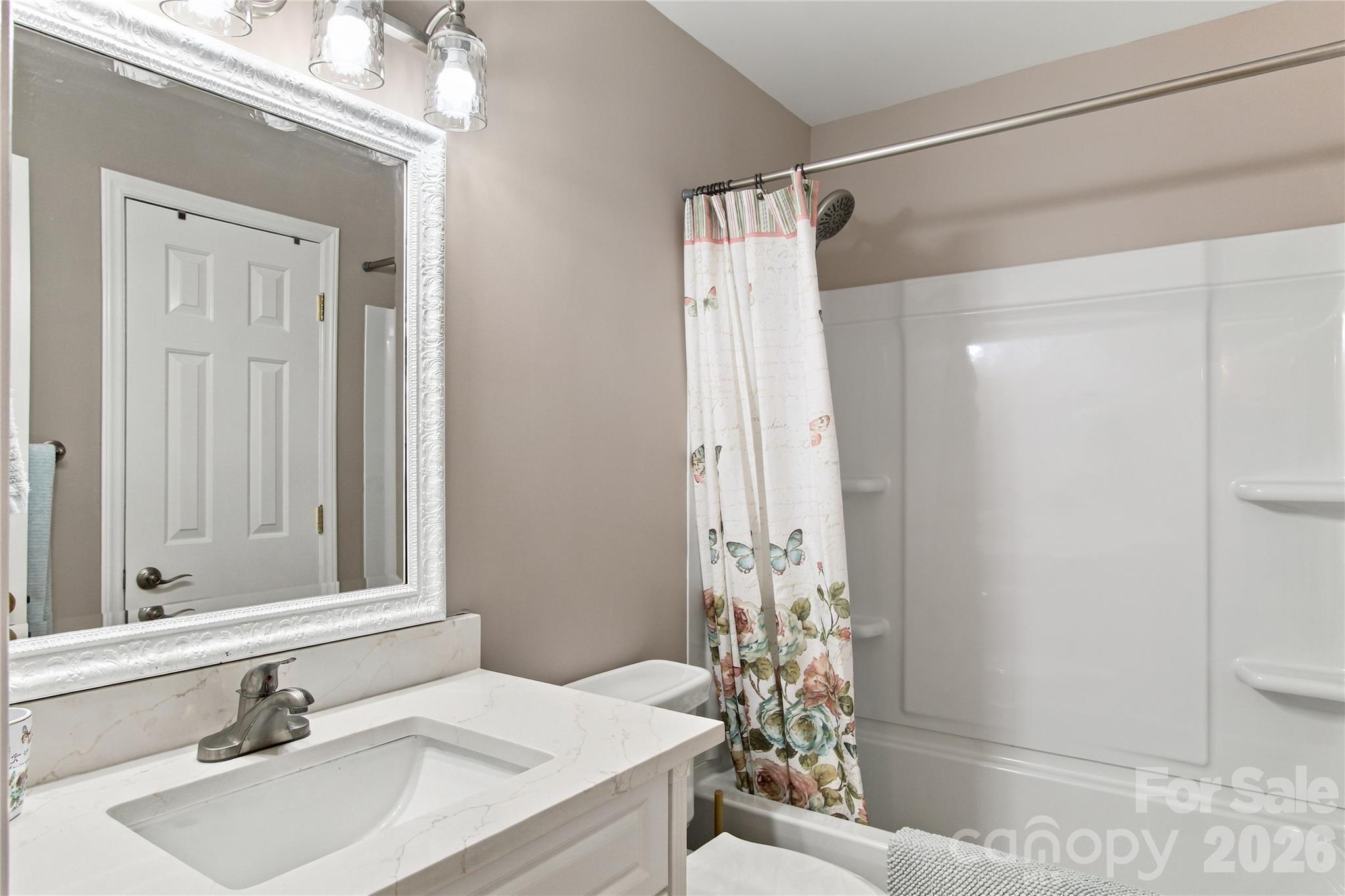 9328 S Vicksburg Park Court Property Photo 23