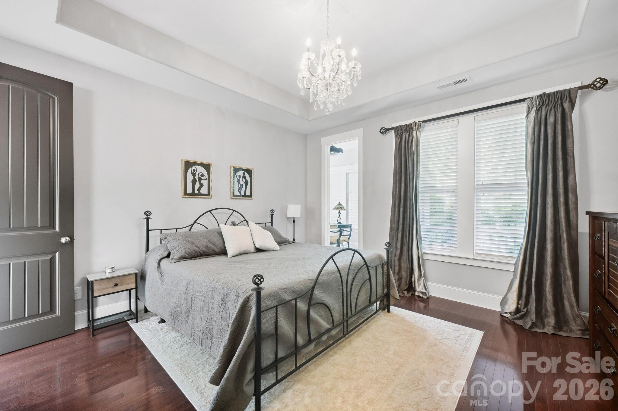 19034 Cypress Garden Drive Property Photo 4