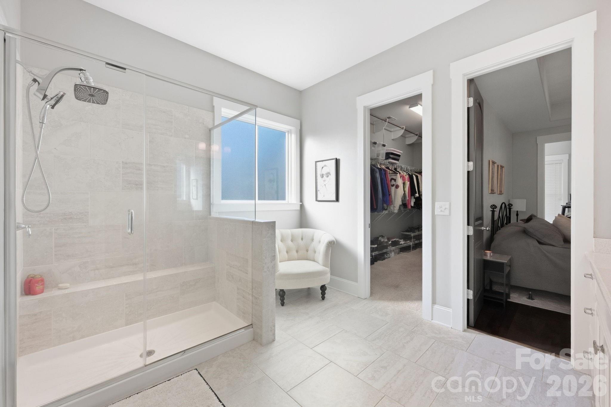 19034 Cypress Garden Drive Property Photo 8