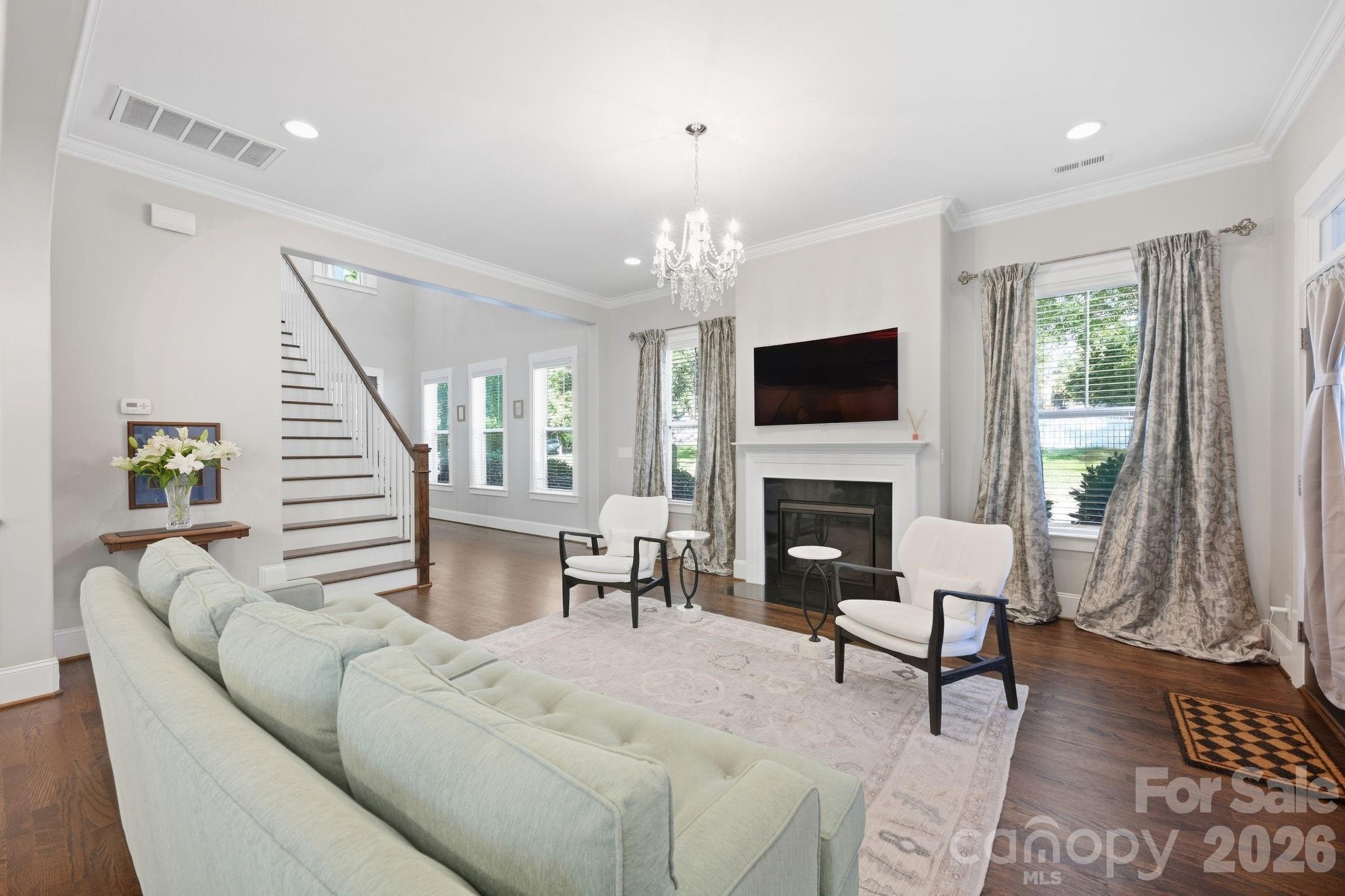 19034 Cypress Garden Drive Property Photo 12