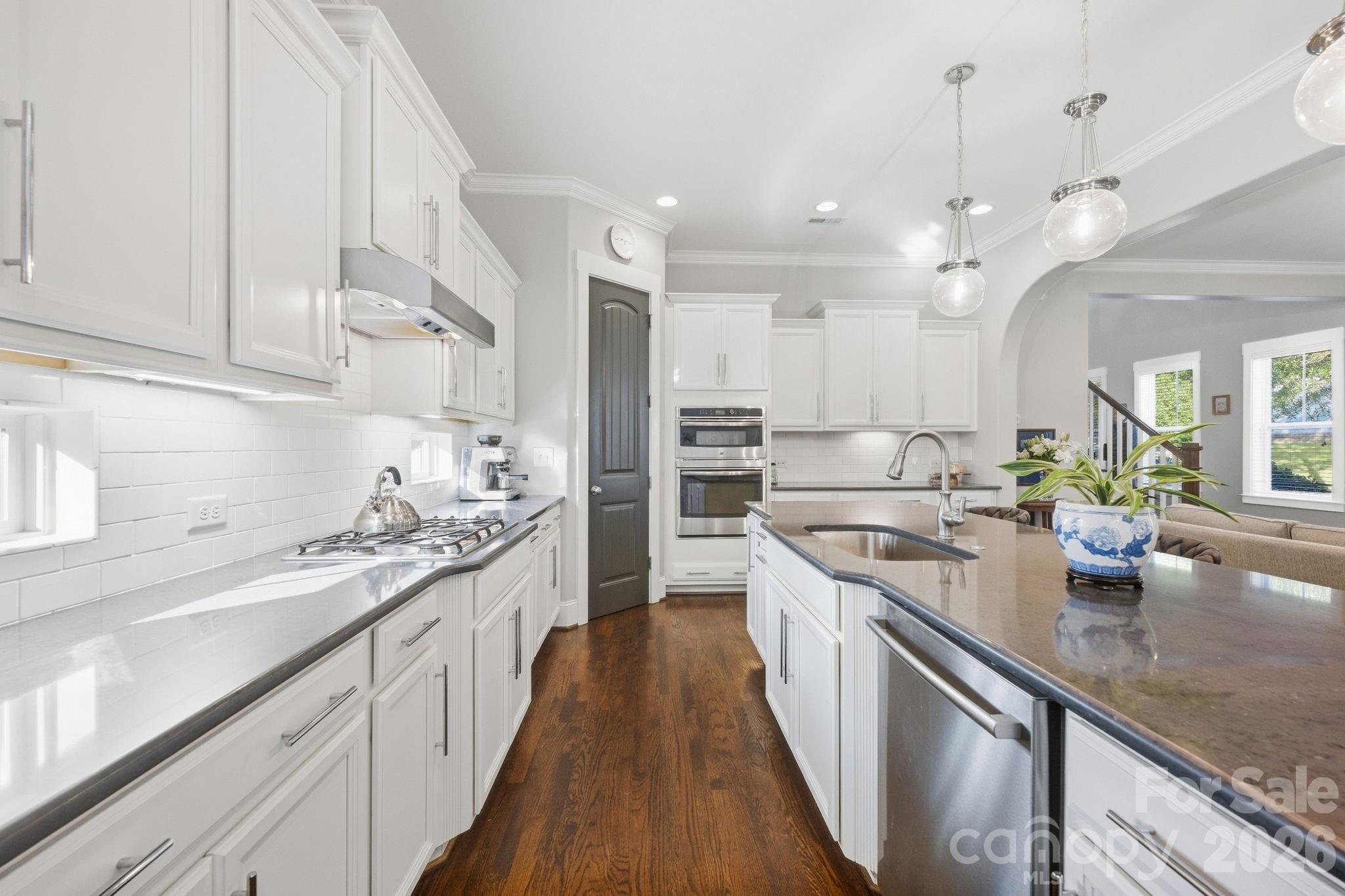 19034 Cypress Garden Drive Property Photo 15