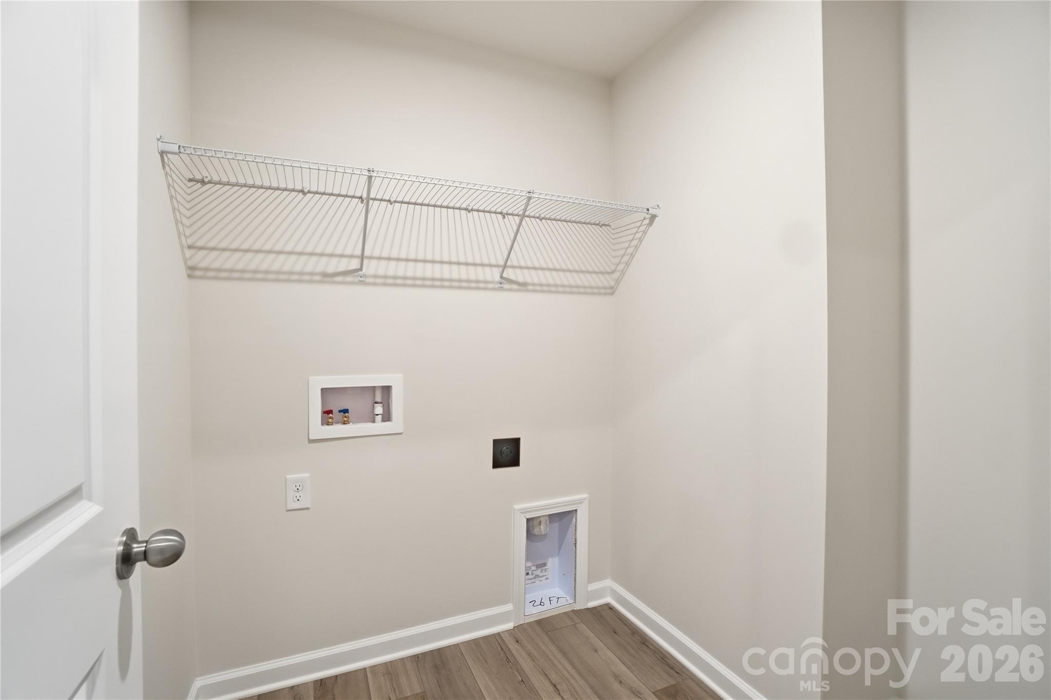 5212 Wyes Oak Lane Property Photo 9