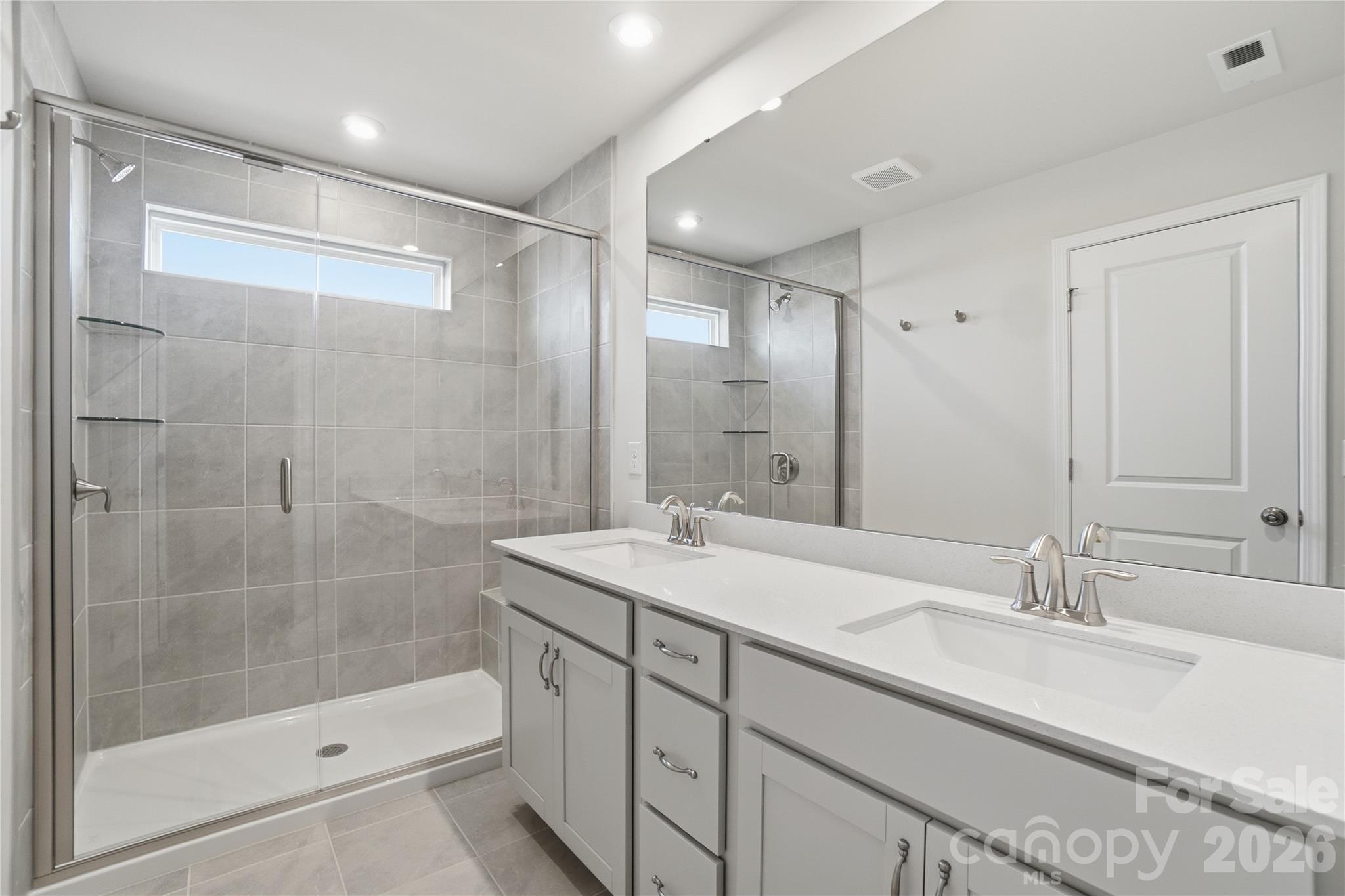 5212 Wyes Oak Lane Property Photo 14