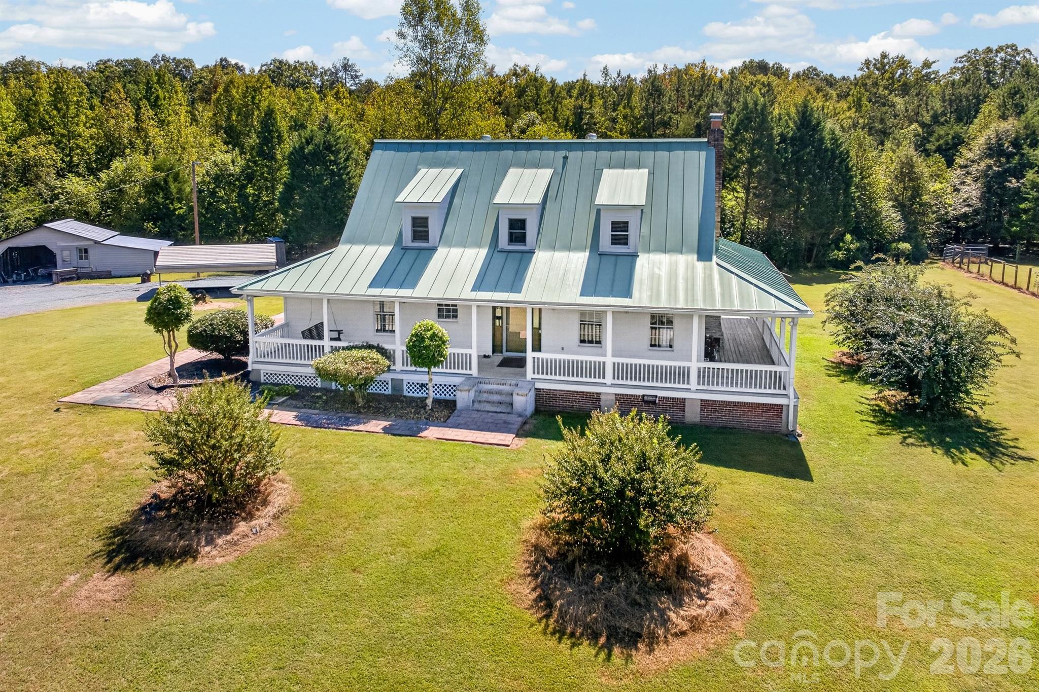9702 Quail Cove Court Property Photo 1