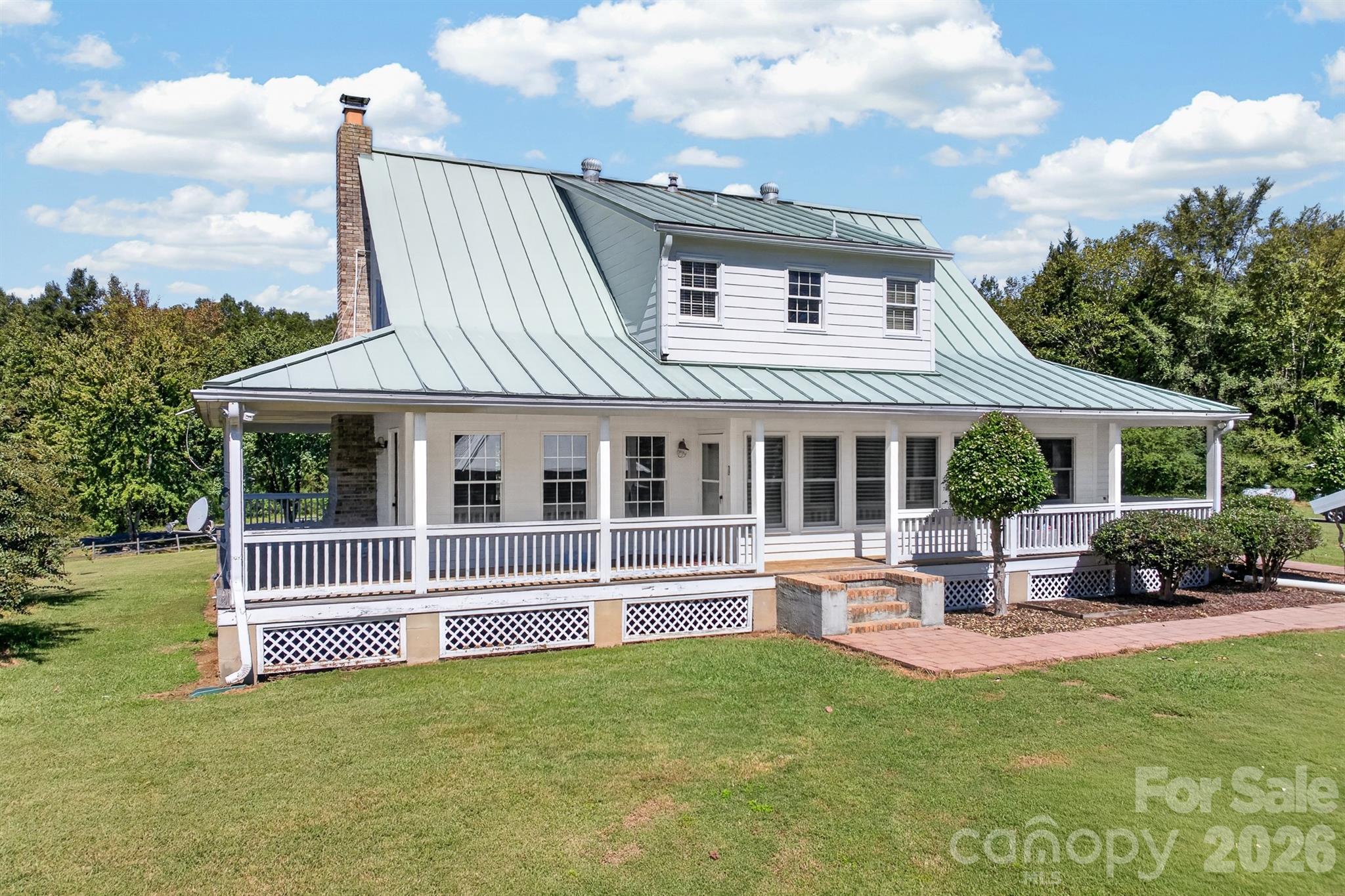 9702 Quail Cove Court Property Photo 4