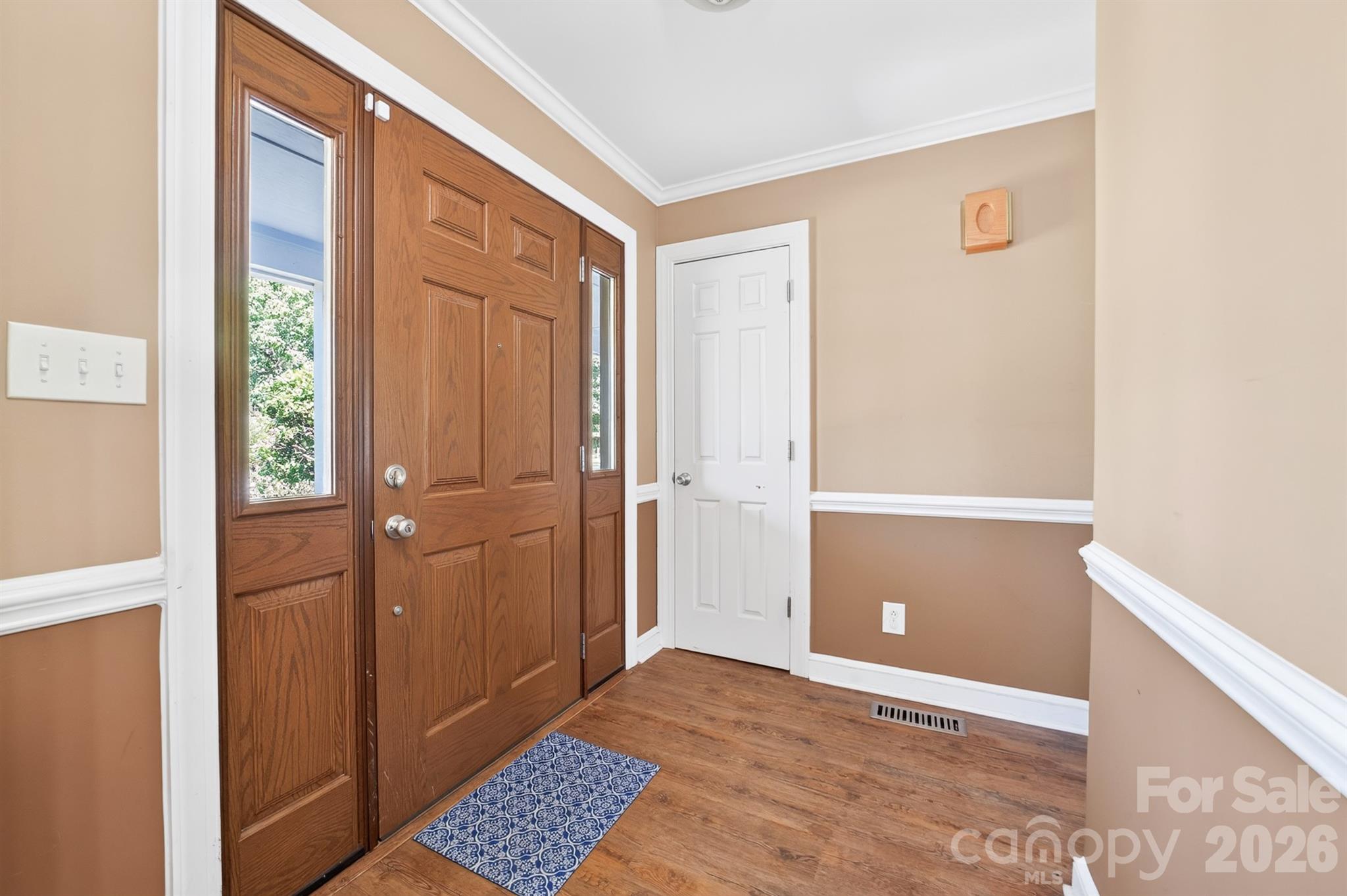 9702 Quail Cove Court Property Photo 10