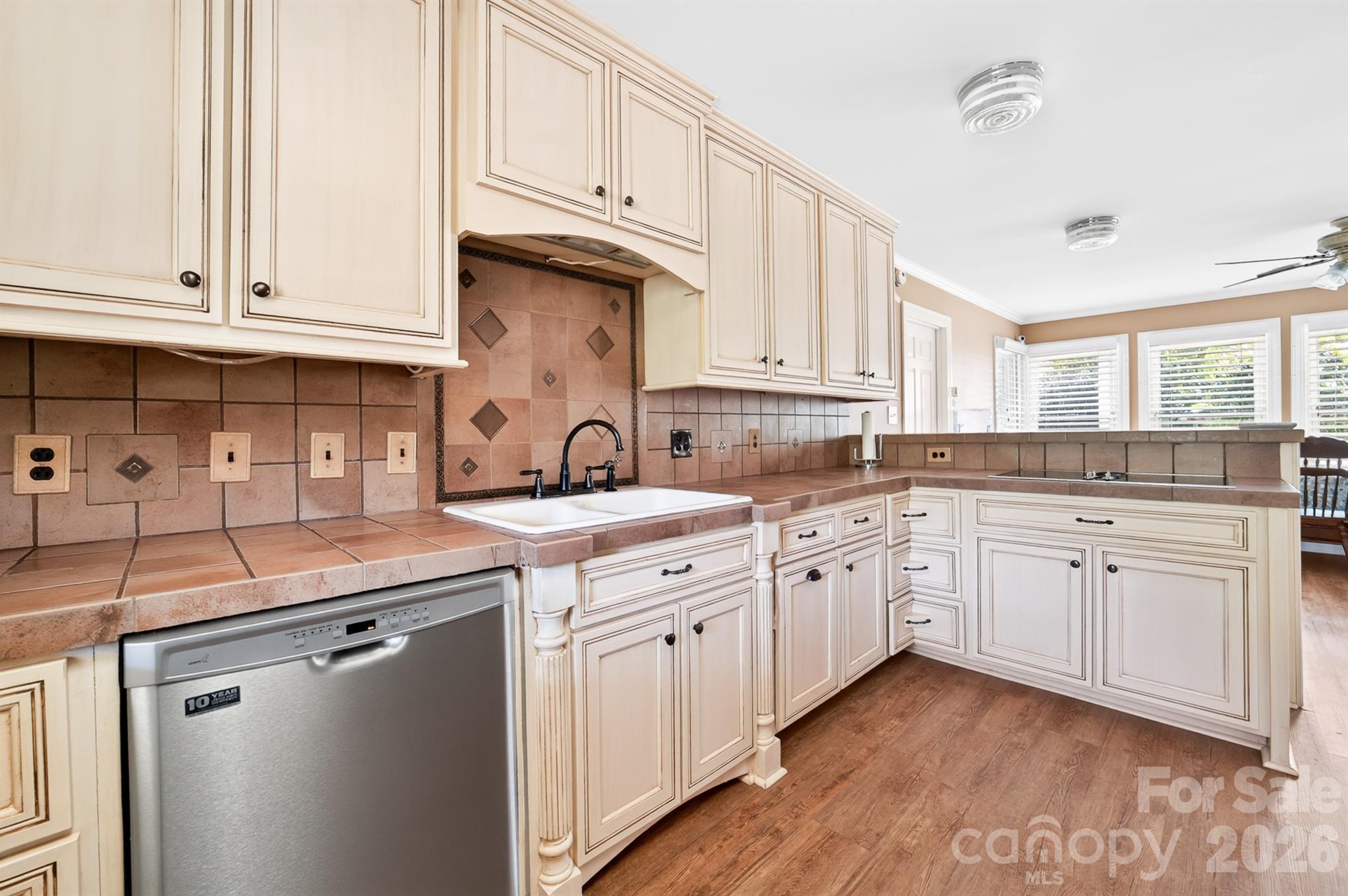 9702 Quail Cove Court Property Photo 16