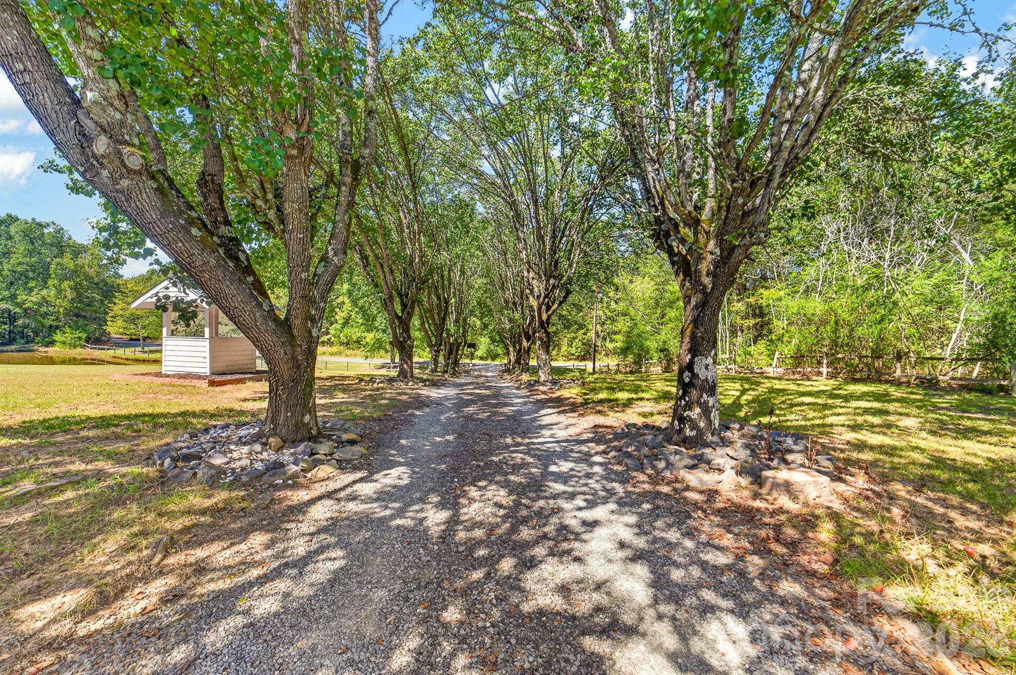 9702 Quail Cove Court Property Photo 40
