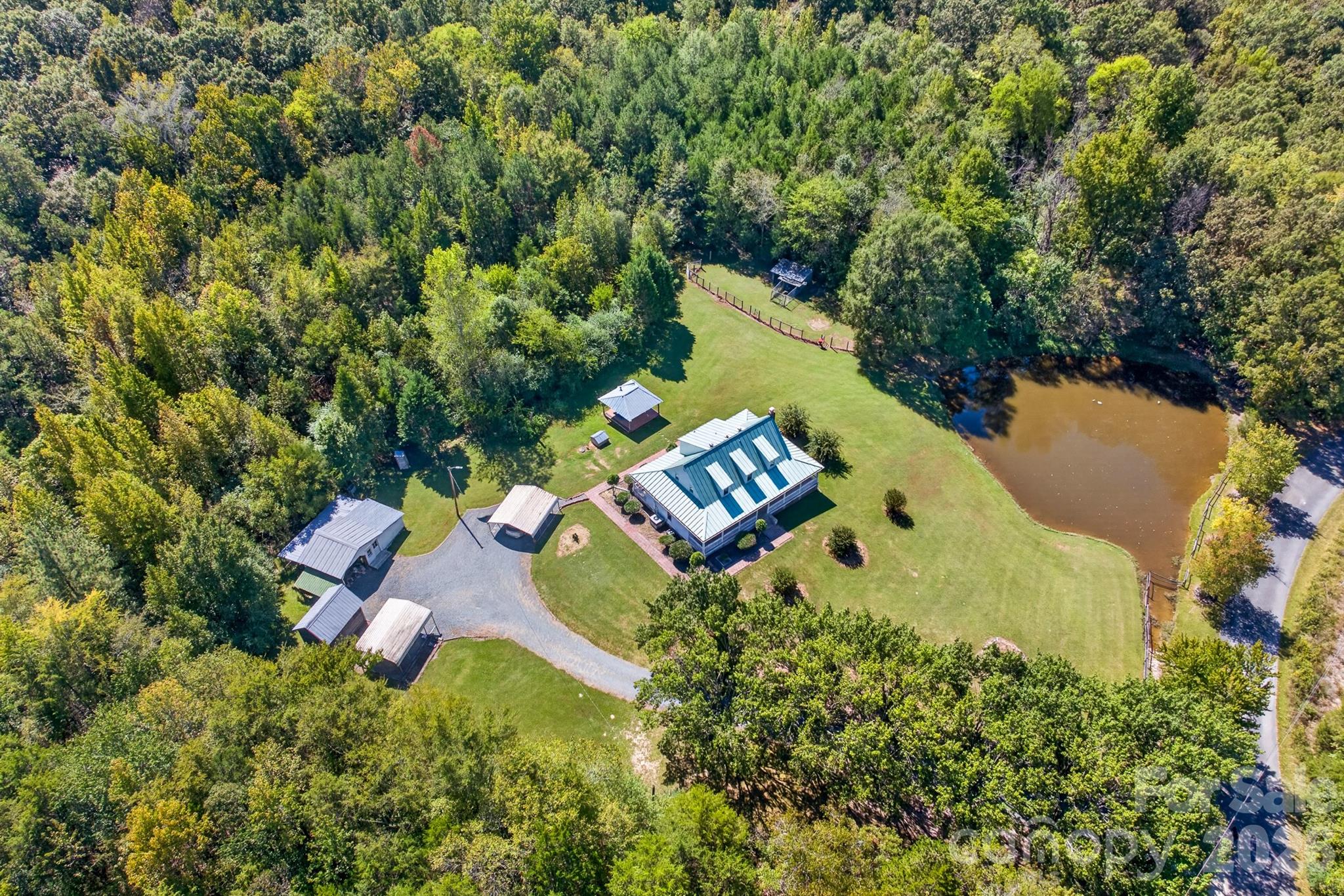 9702 Quail Cove Court Property Photo 41