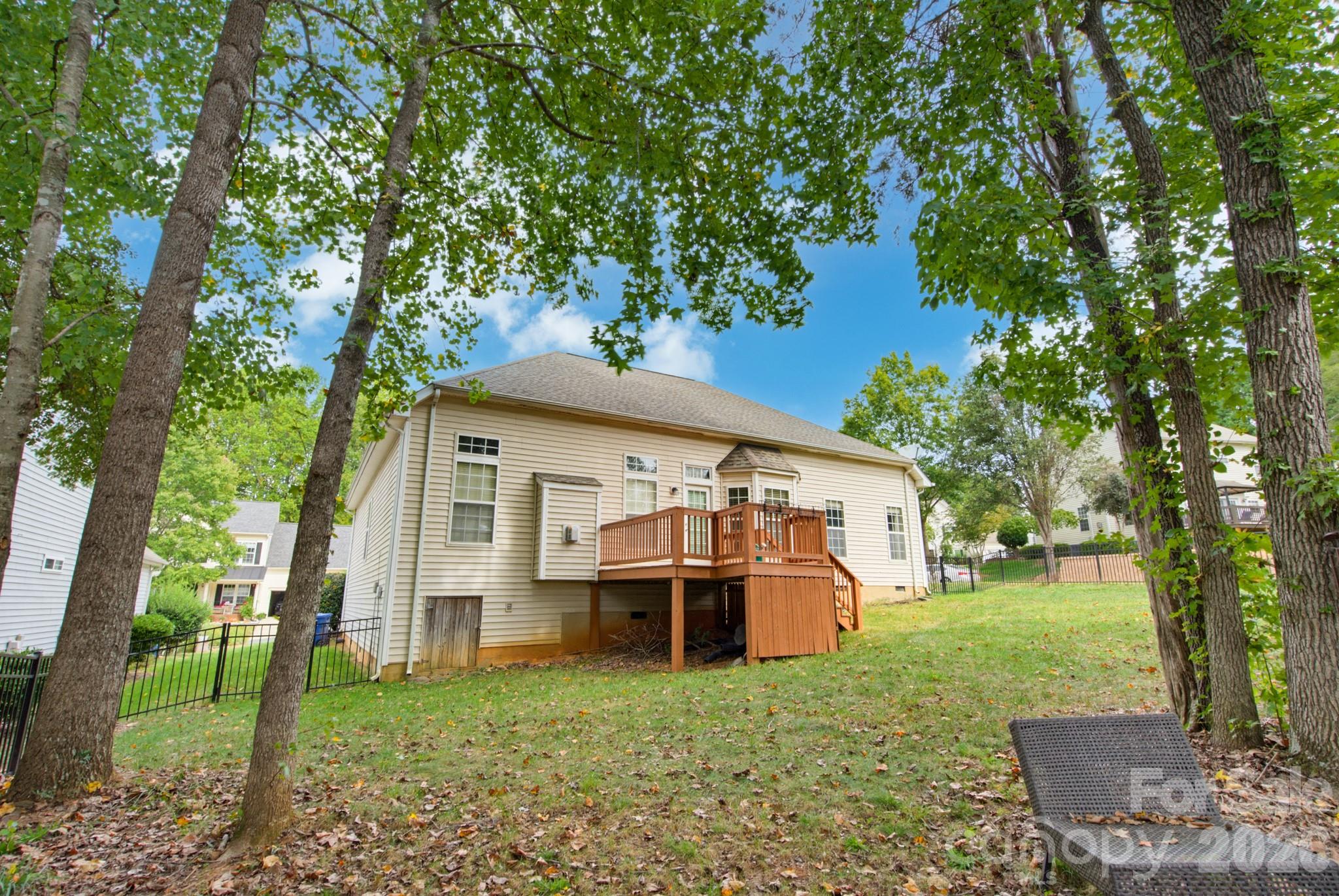 13330 Edgetree Drive Property Photo 38